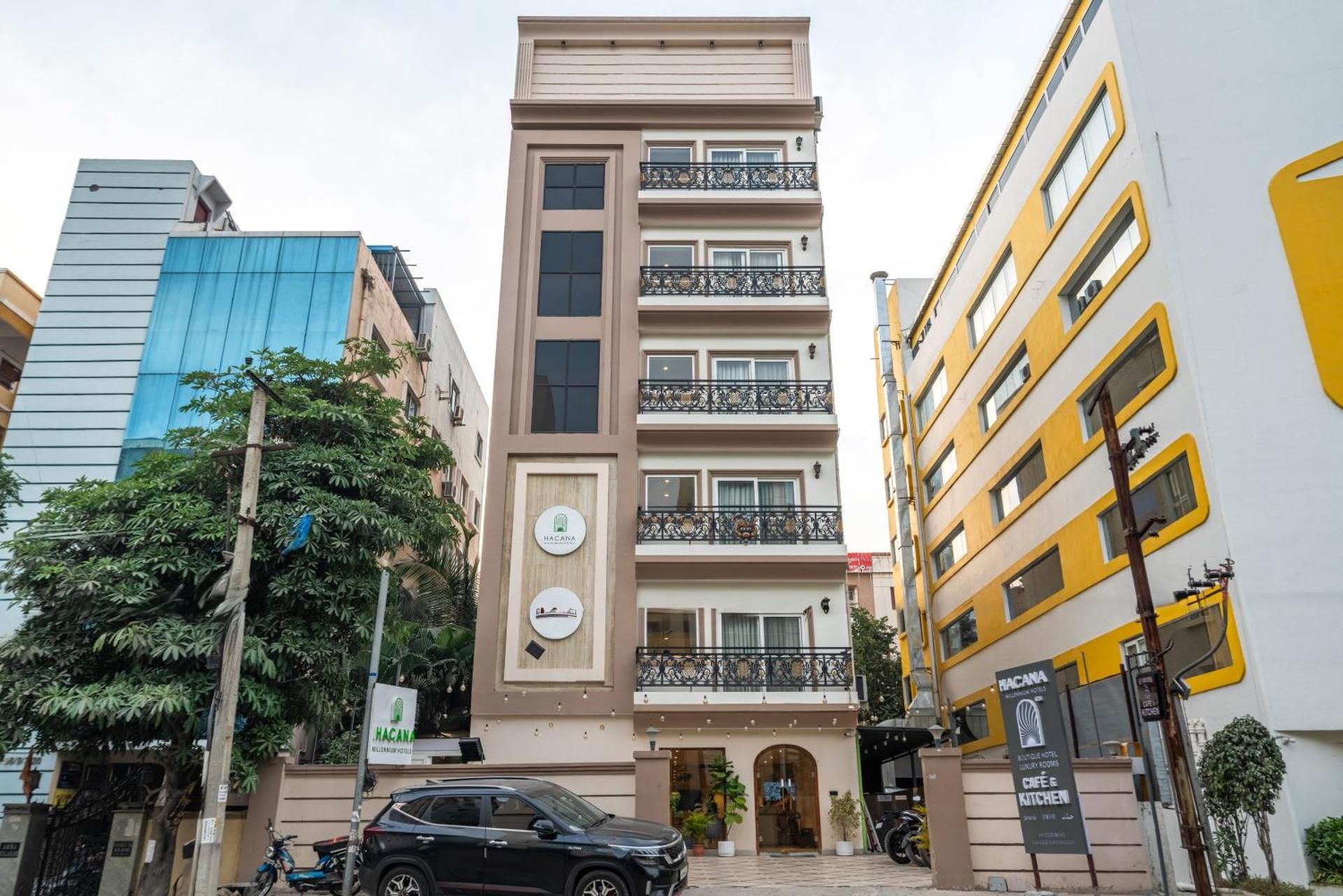 Hacana Millenium Hotel Hitec City