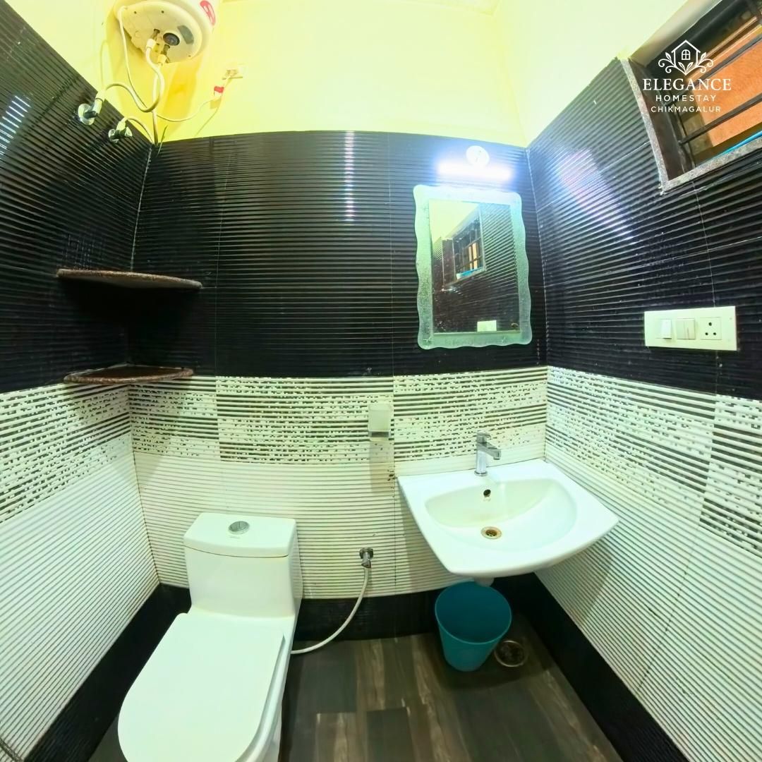 ELEGANCE HOMESTAY Triple Room with Mountain View 2