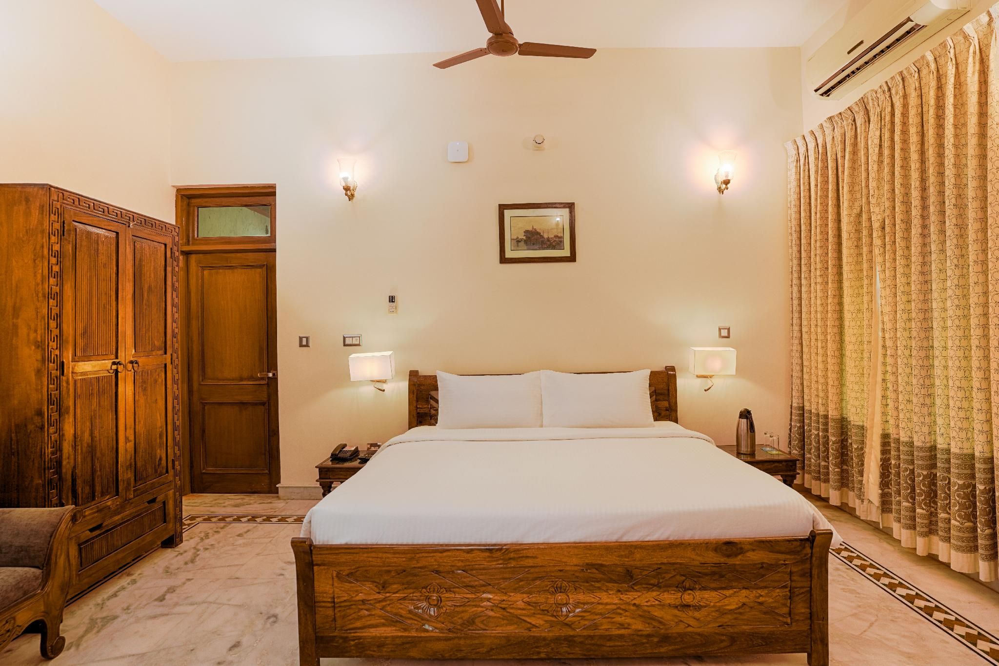 Club Mahindra Bharatpur Superior Room