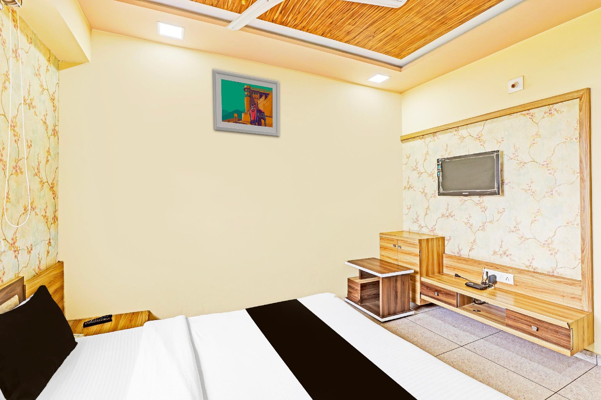 Super Hotel O Naroda GIDC Formerly Yuvraj Classic Double or Twin 3