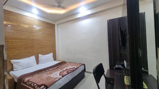 Hotel CG Plaza Ahmedabad Gujarat Standard Room 3