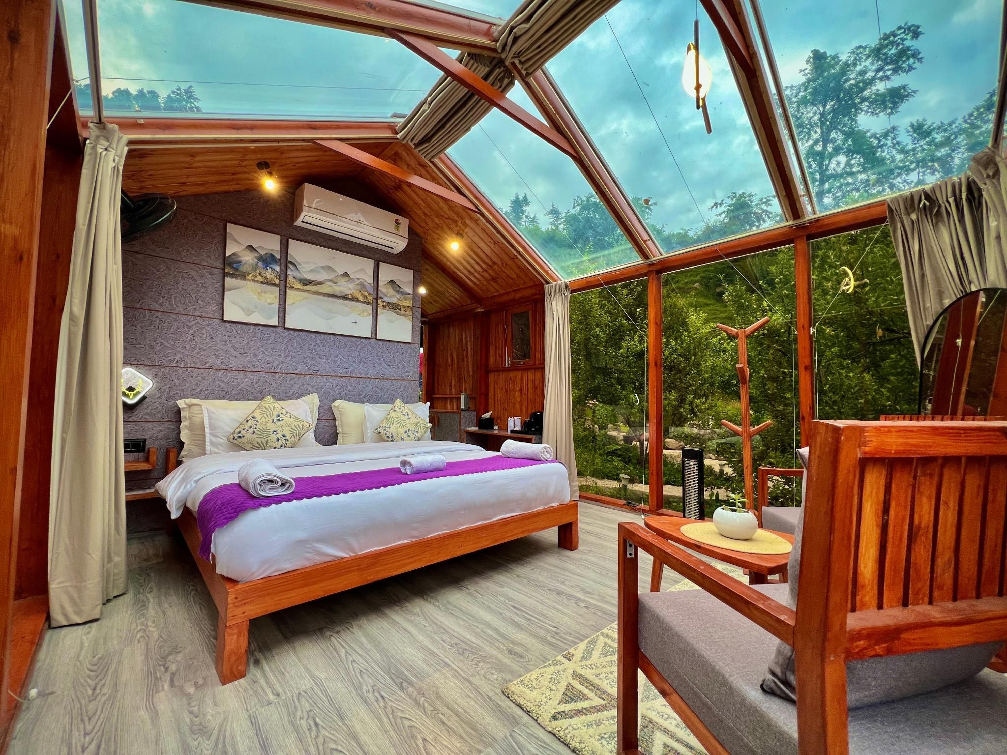 Glass Cabins by Urban Monk Mountain View 2