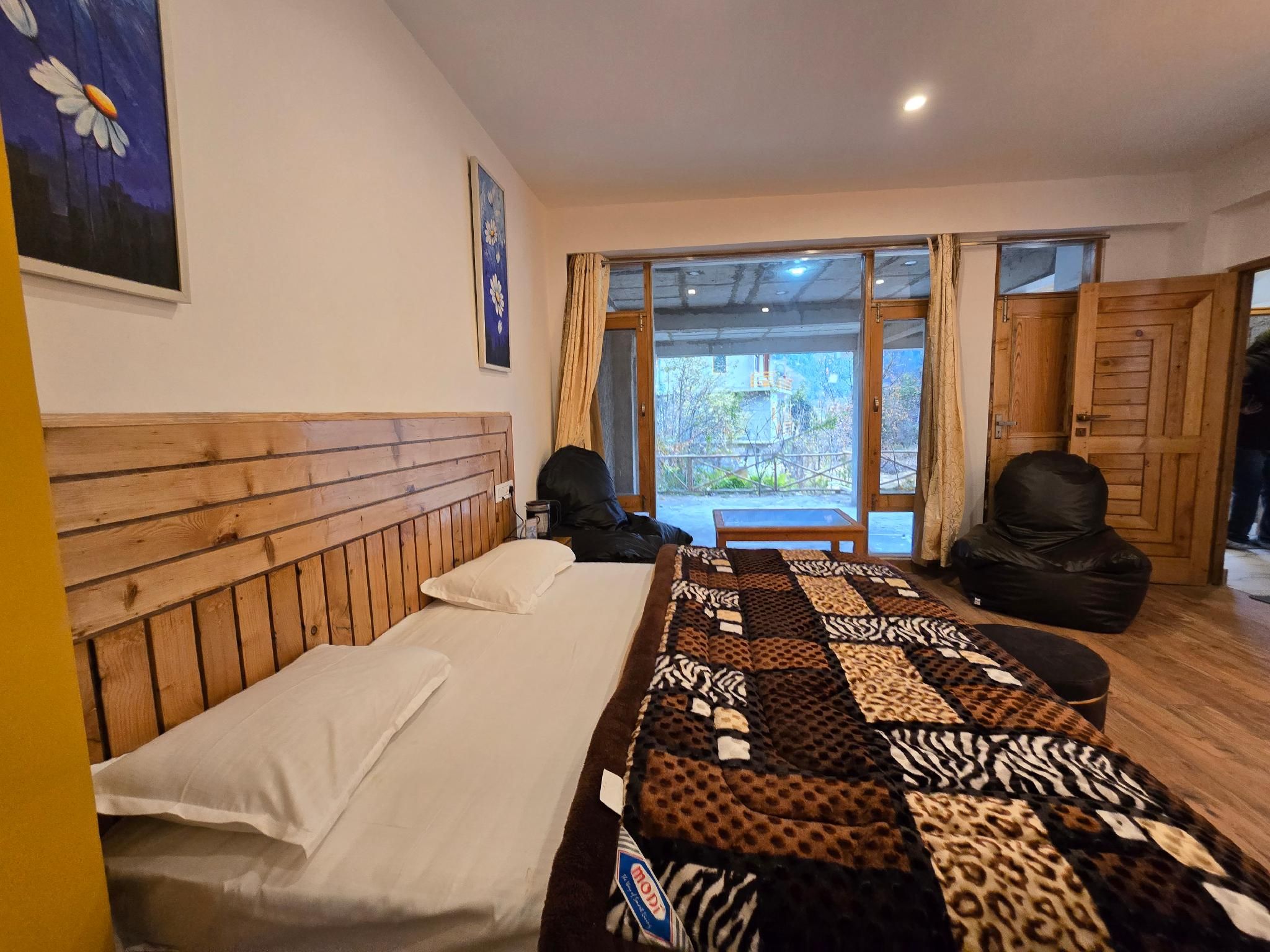 The Venus, Live like a local Double Room 2