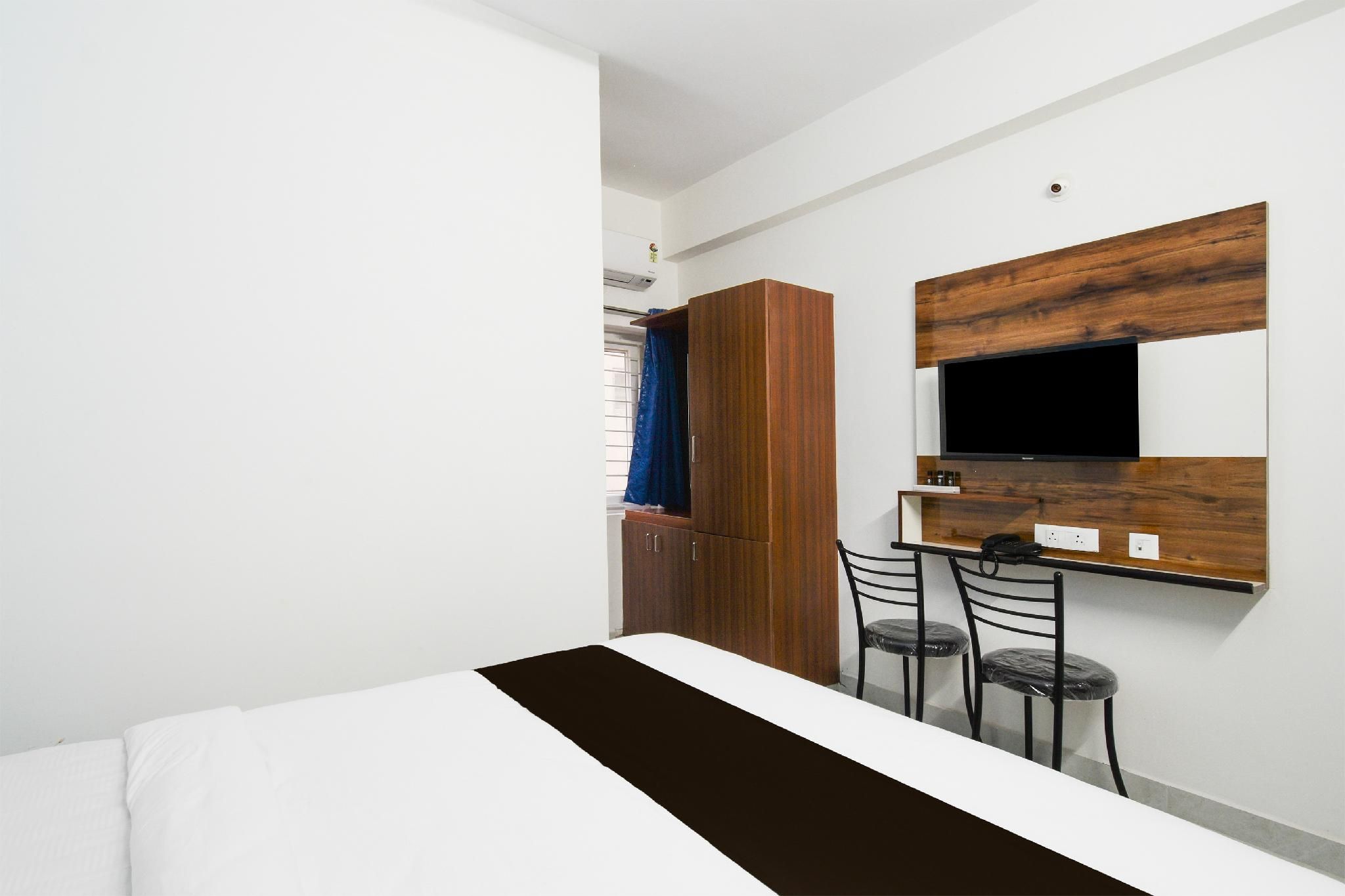 Super Collection O The RIO Hotel KPHB Road no.01 Classic 2