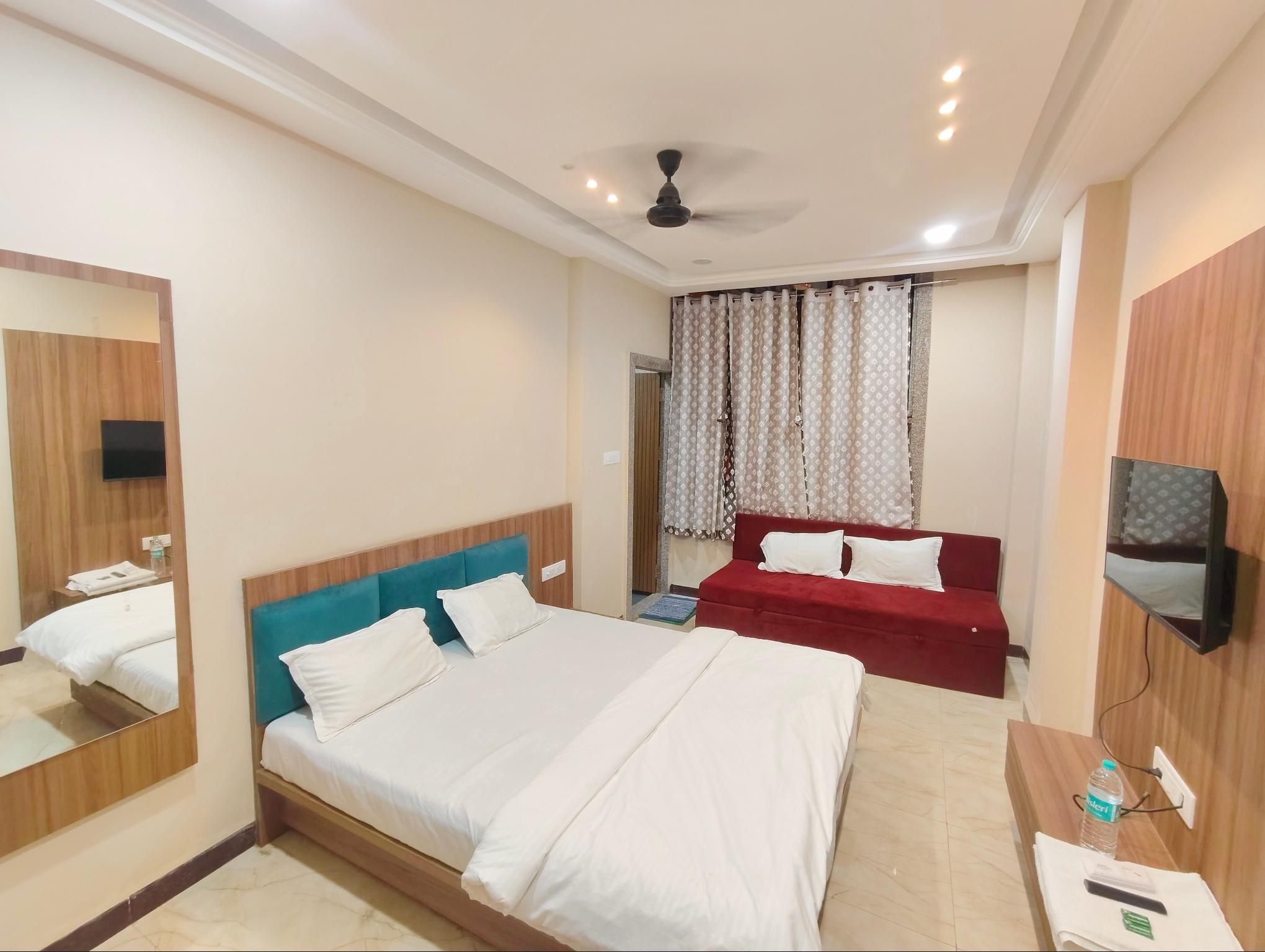 Hotel Sanskar Palace Standard Room