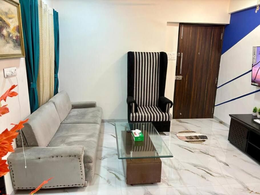 Bandra bliss-1BHK with City View in Bandra West