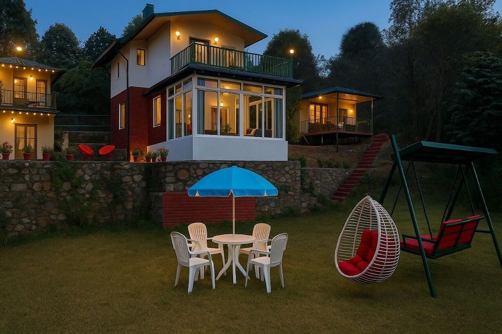 Bougainvilla Mountain Retreat