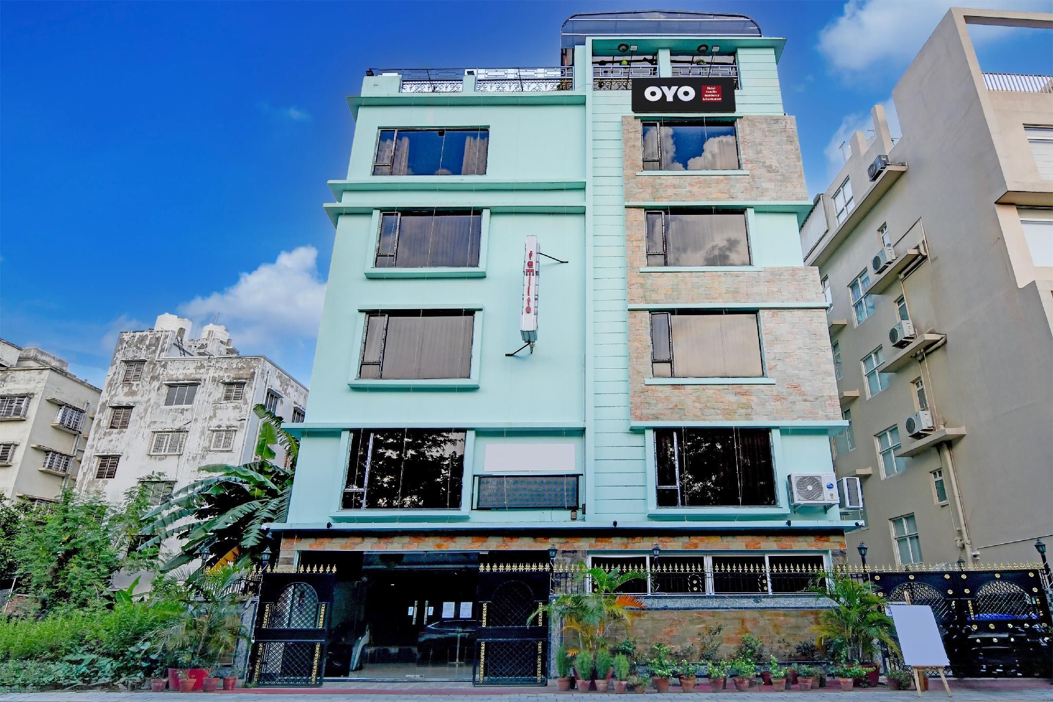 Hotel O Familto Residency & Restaurant