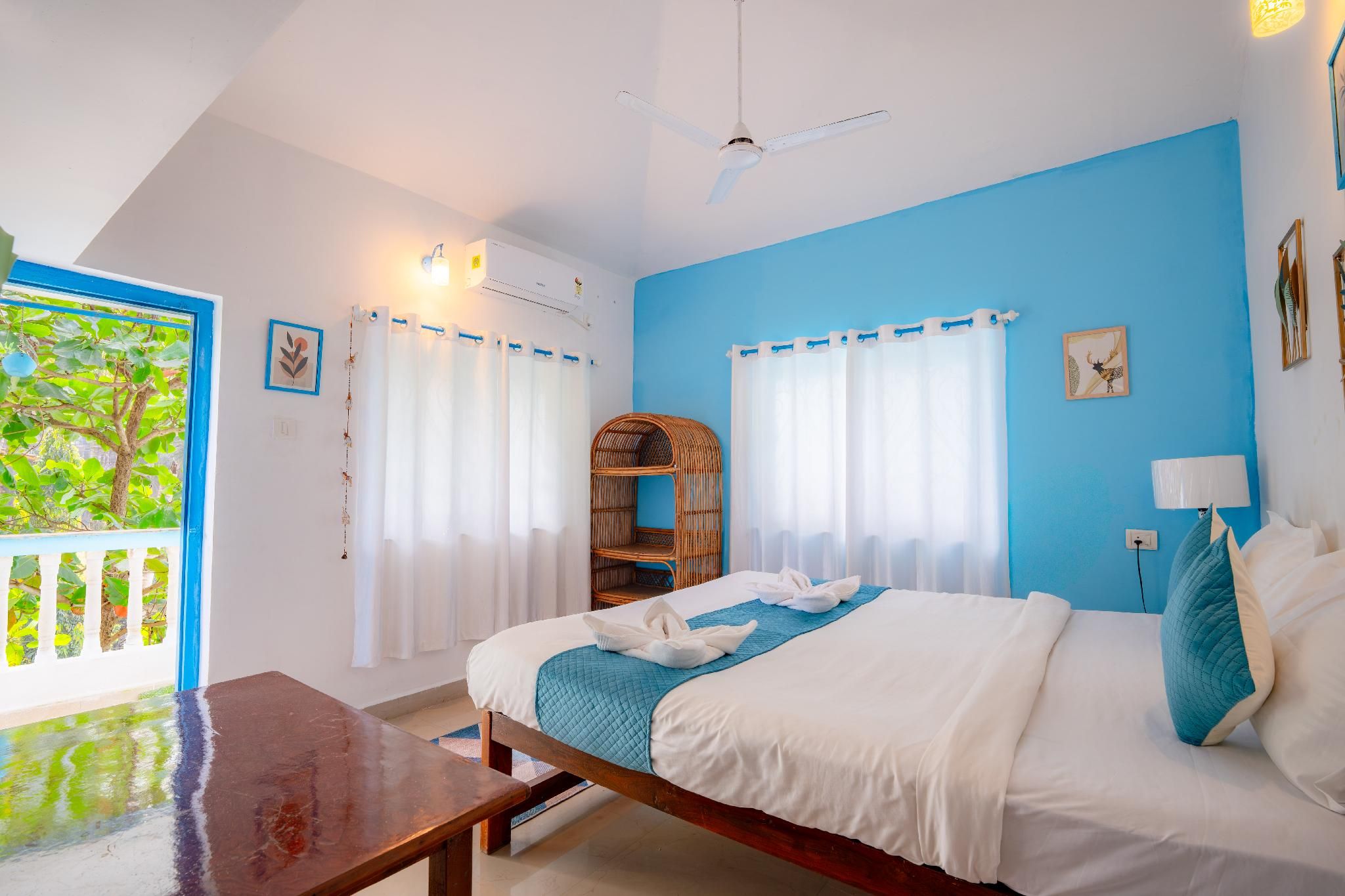 Suite Room with Balcony Room with France Balcony