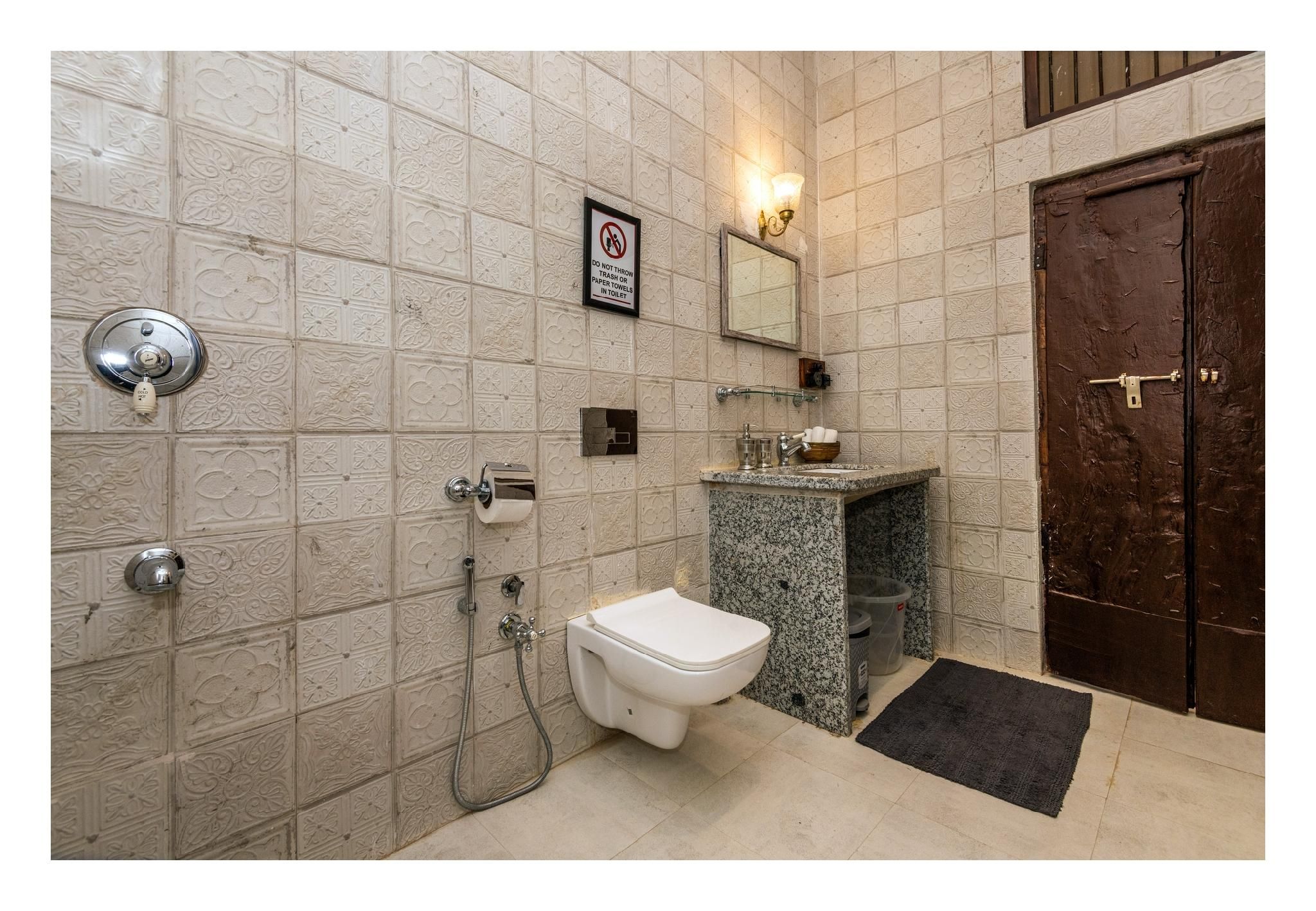 Super Deluxe Twin Room