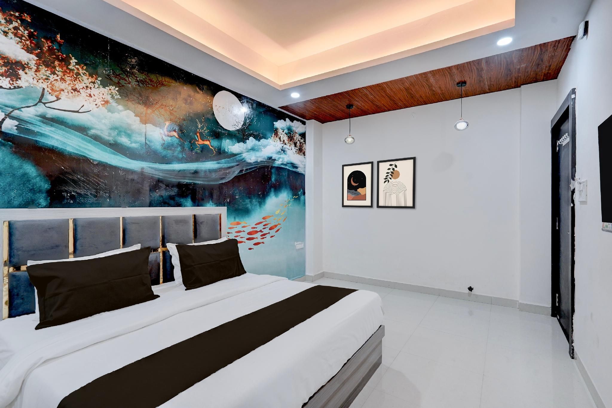 Hotel O Sindhu Palace Classic Triple Room 2