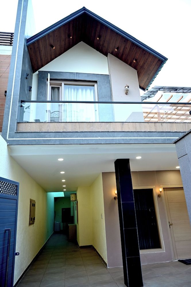 Front of property - evening/night