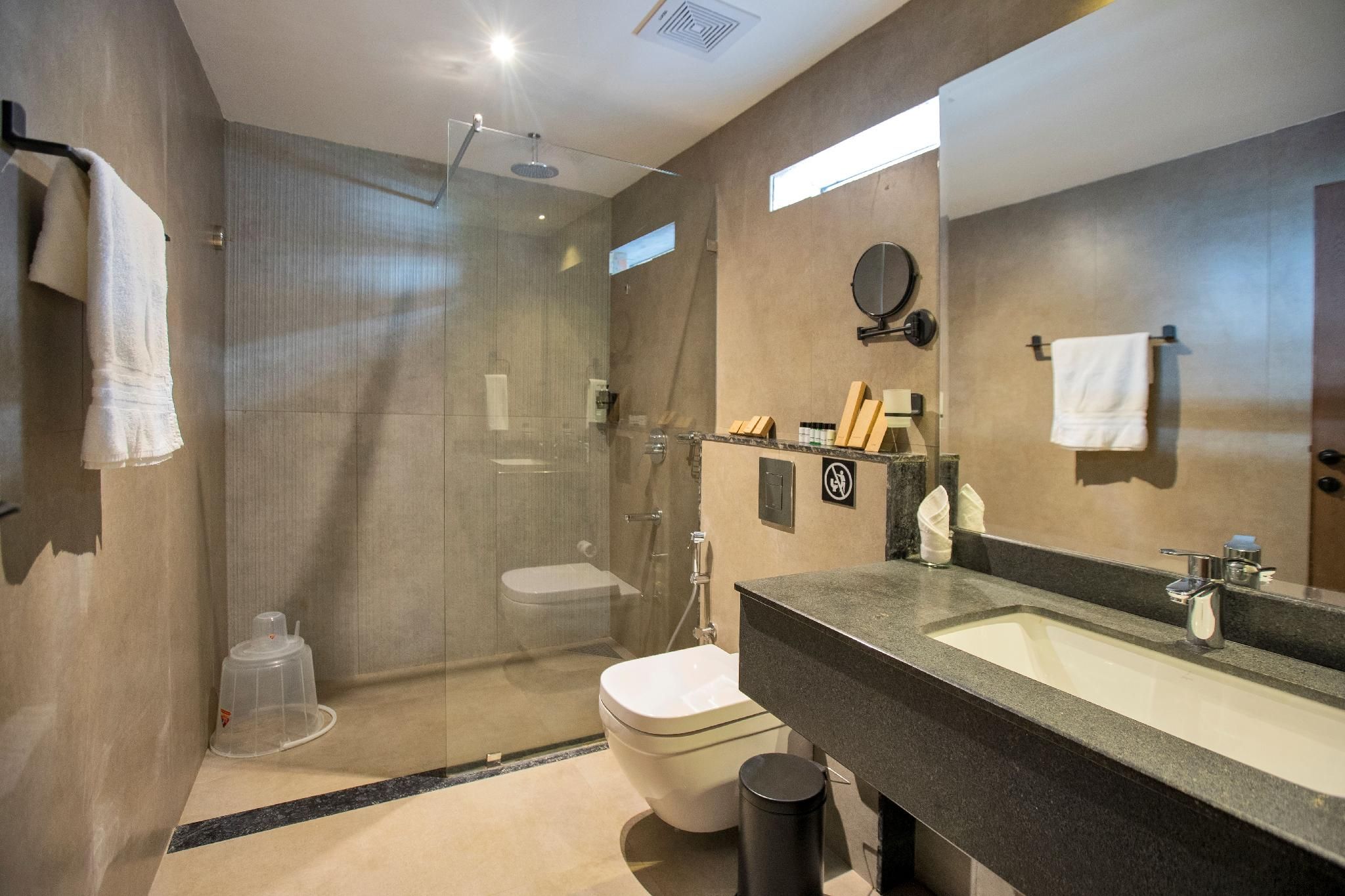 Vbrings Oak Village Superior Room 3