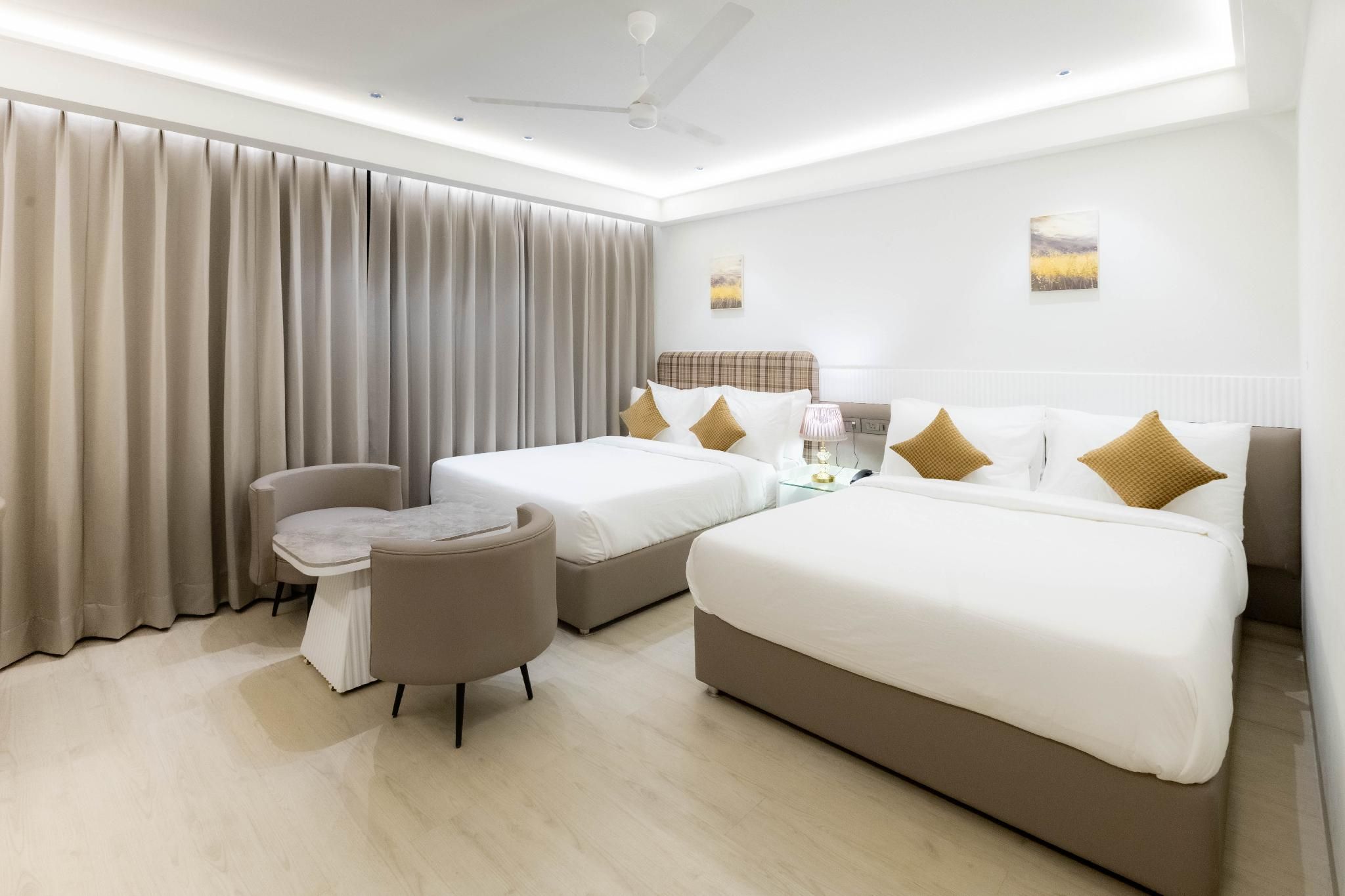 Emerald Luxe Chandigarh Mohali Family Suite