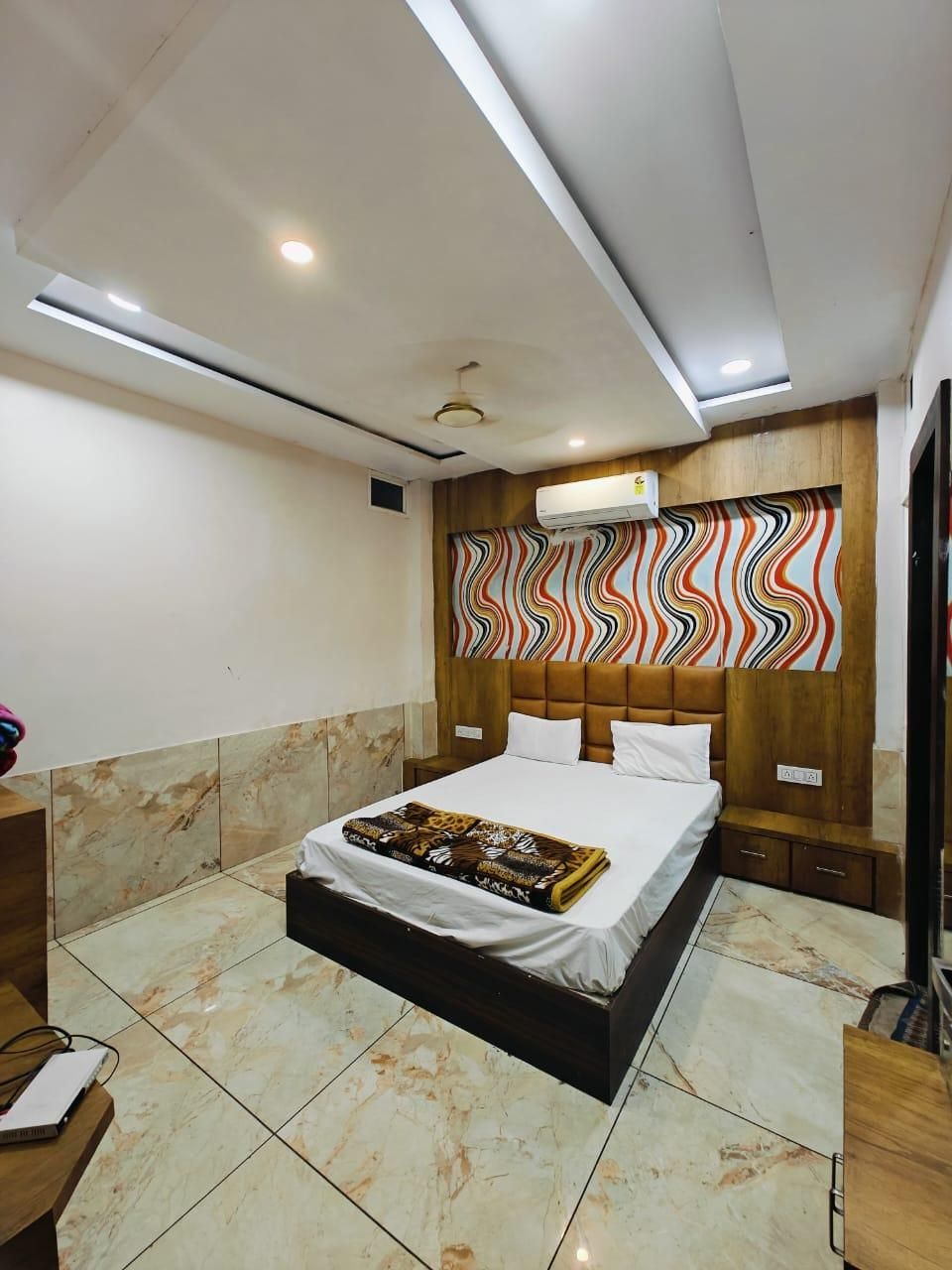 Hotel Jainam Palace Double Room 3