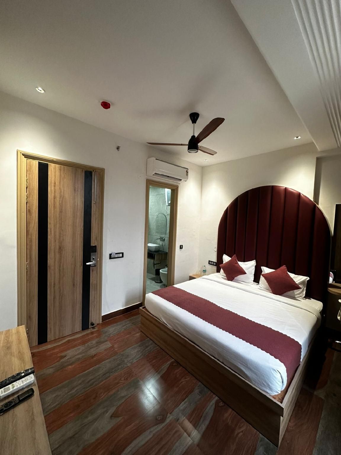 Hotel The Lineage Ambala - Chandigarh Expy Deluxe 2