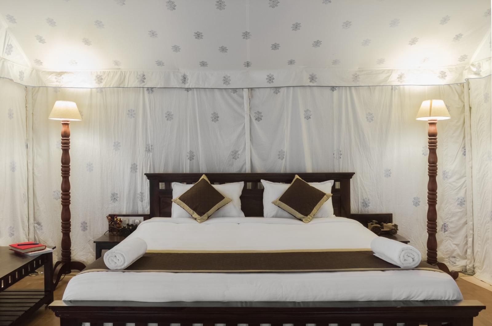 DESERT LEELA RESORT Royal Suite