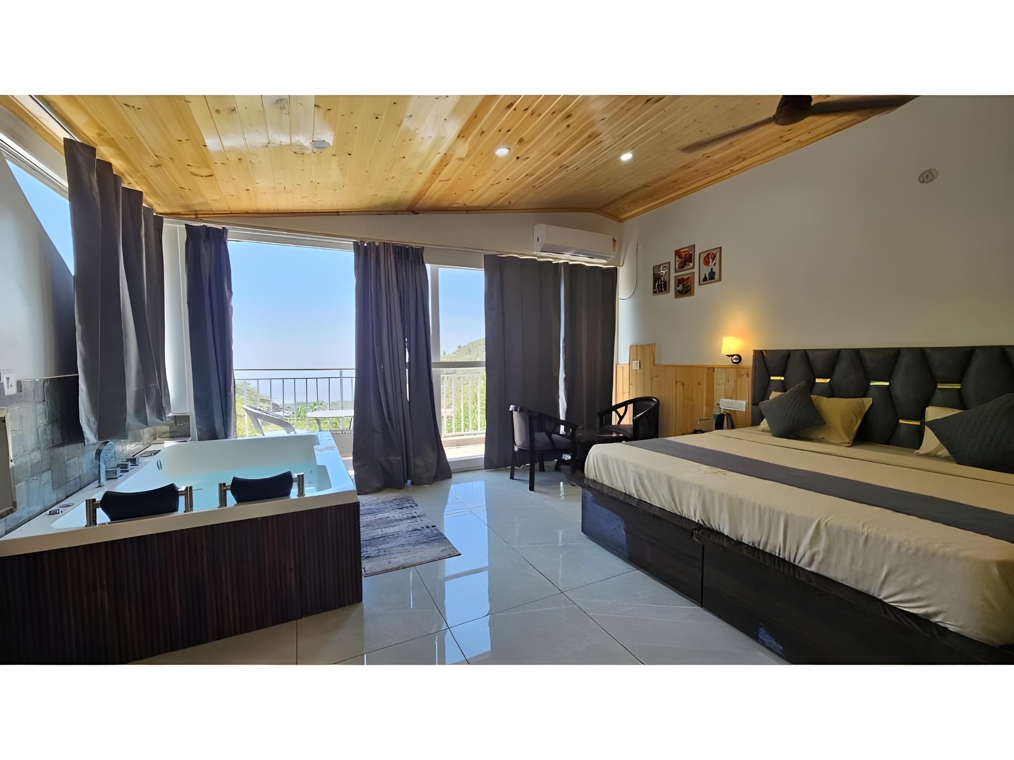 Premium Jacuzzi Suite