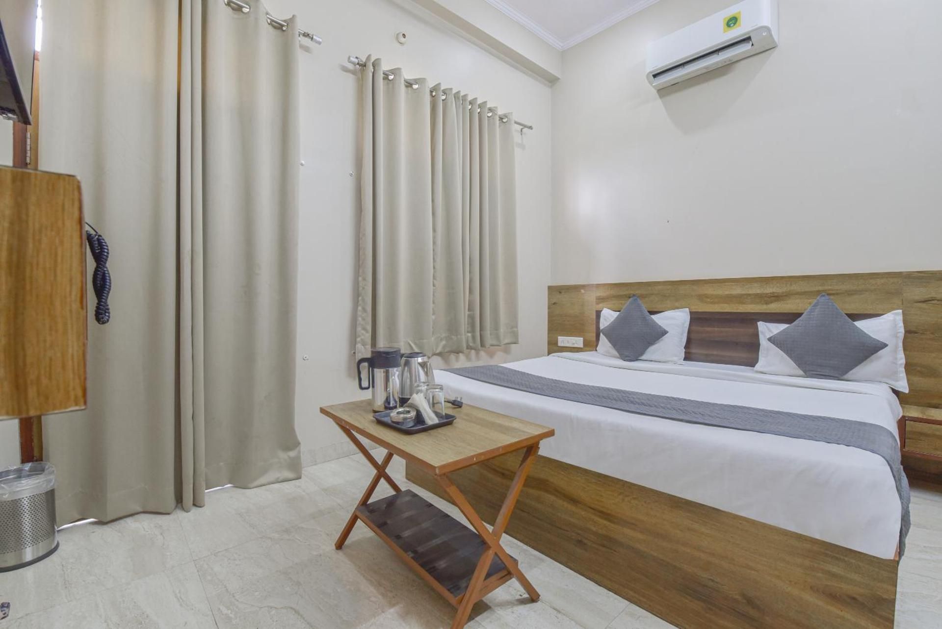 Hotel Shivansh, RIICO Mansarovar Double Room 2