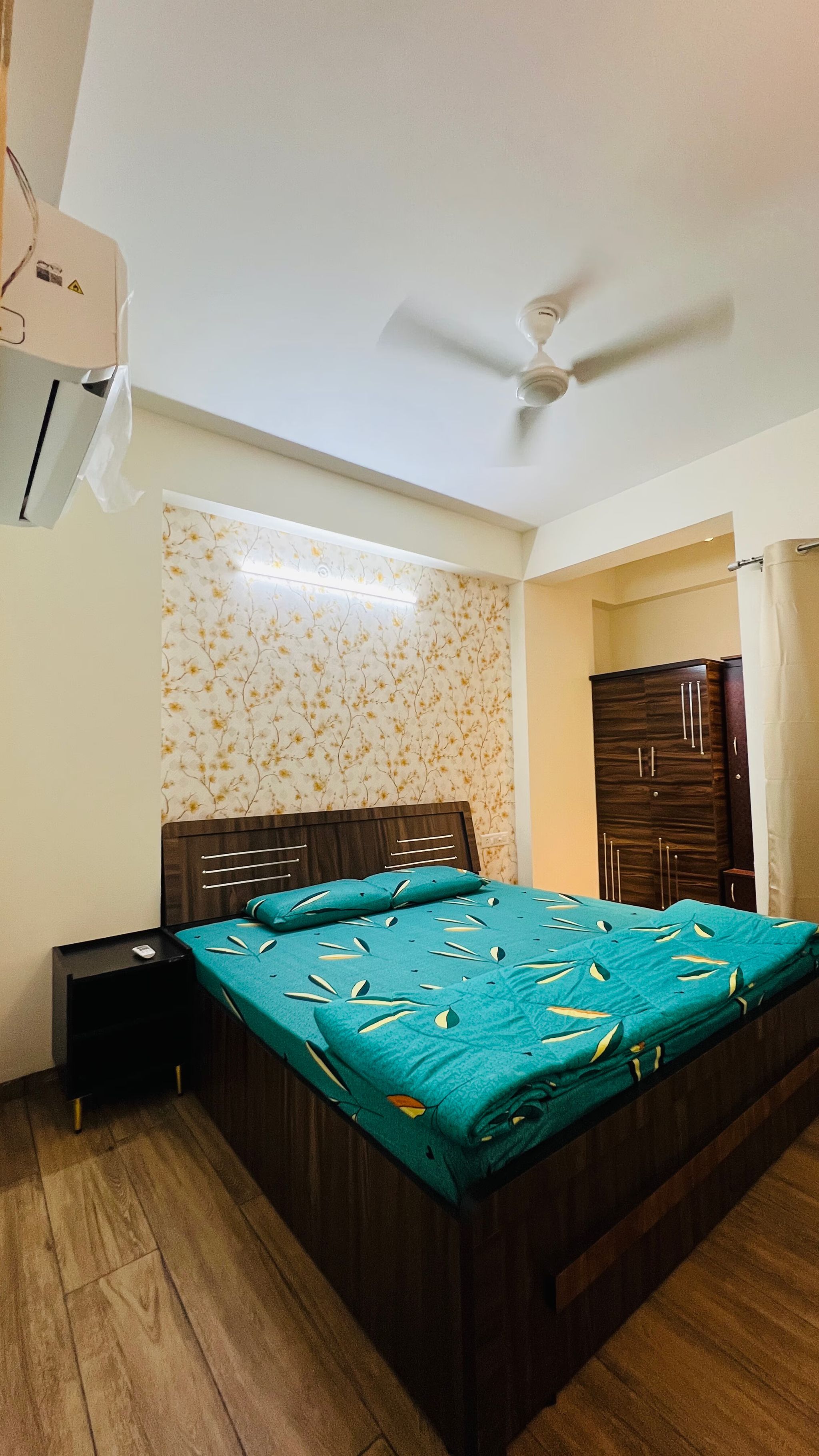 Cozy Urban Escape home  3