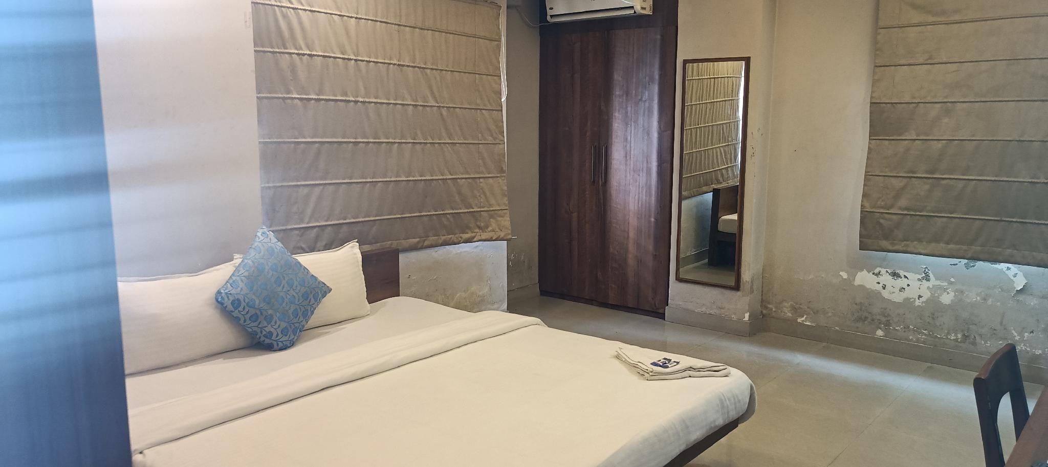 NIRVANA LODGE BY ROH Classic 2