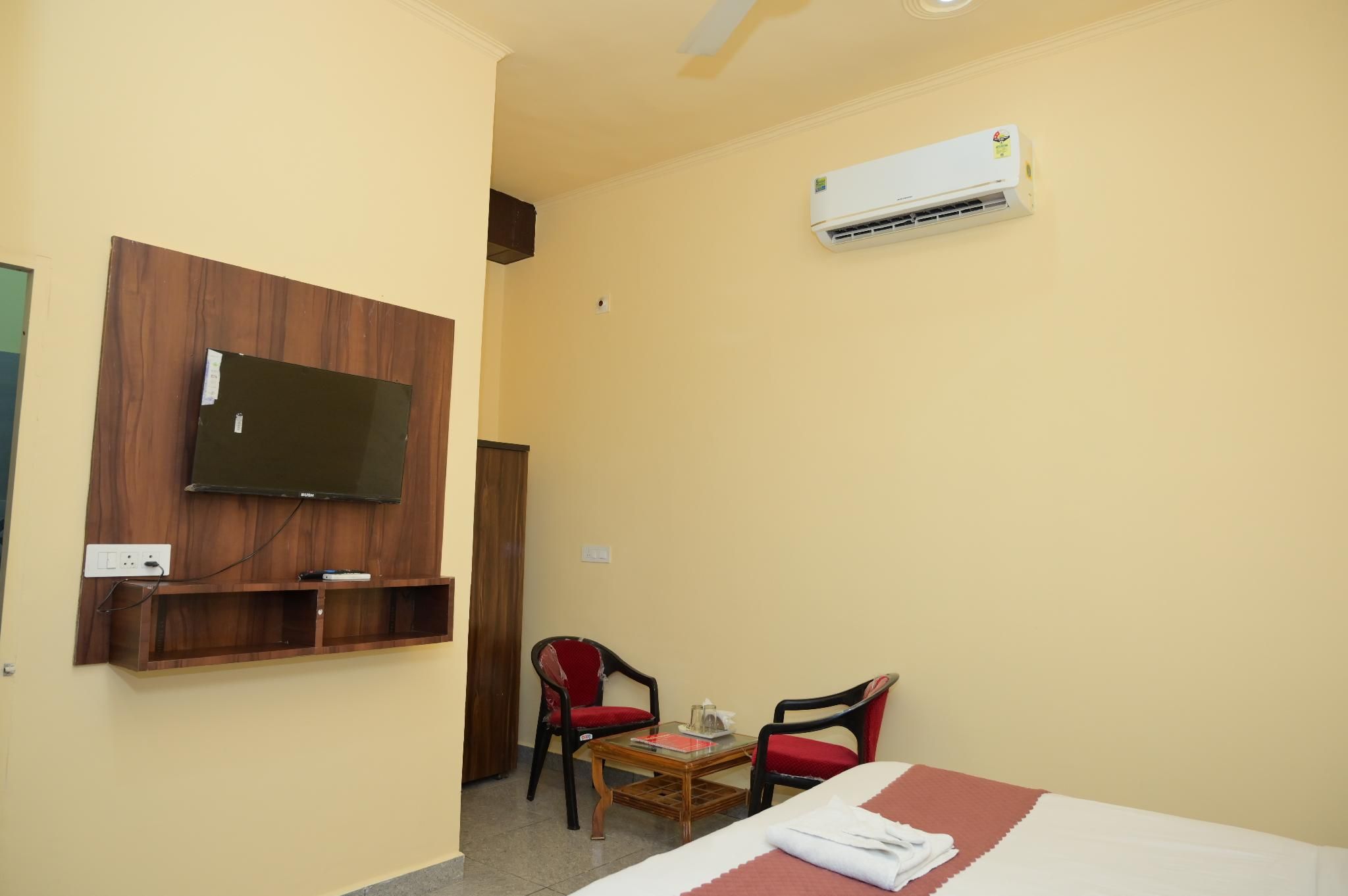 Hotel Moon -Near Bus Stand Panipat Deluxe 3