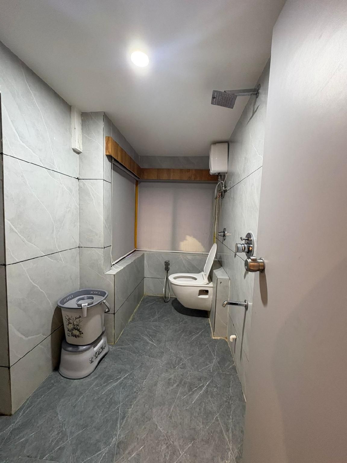 HOTEL SKYLAND CG ROAD   Deluxe Twin Room Type A 3