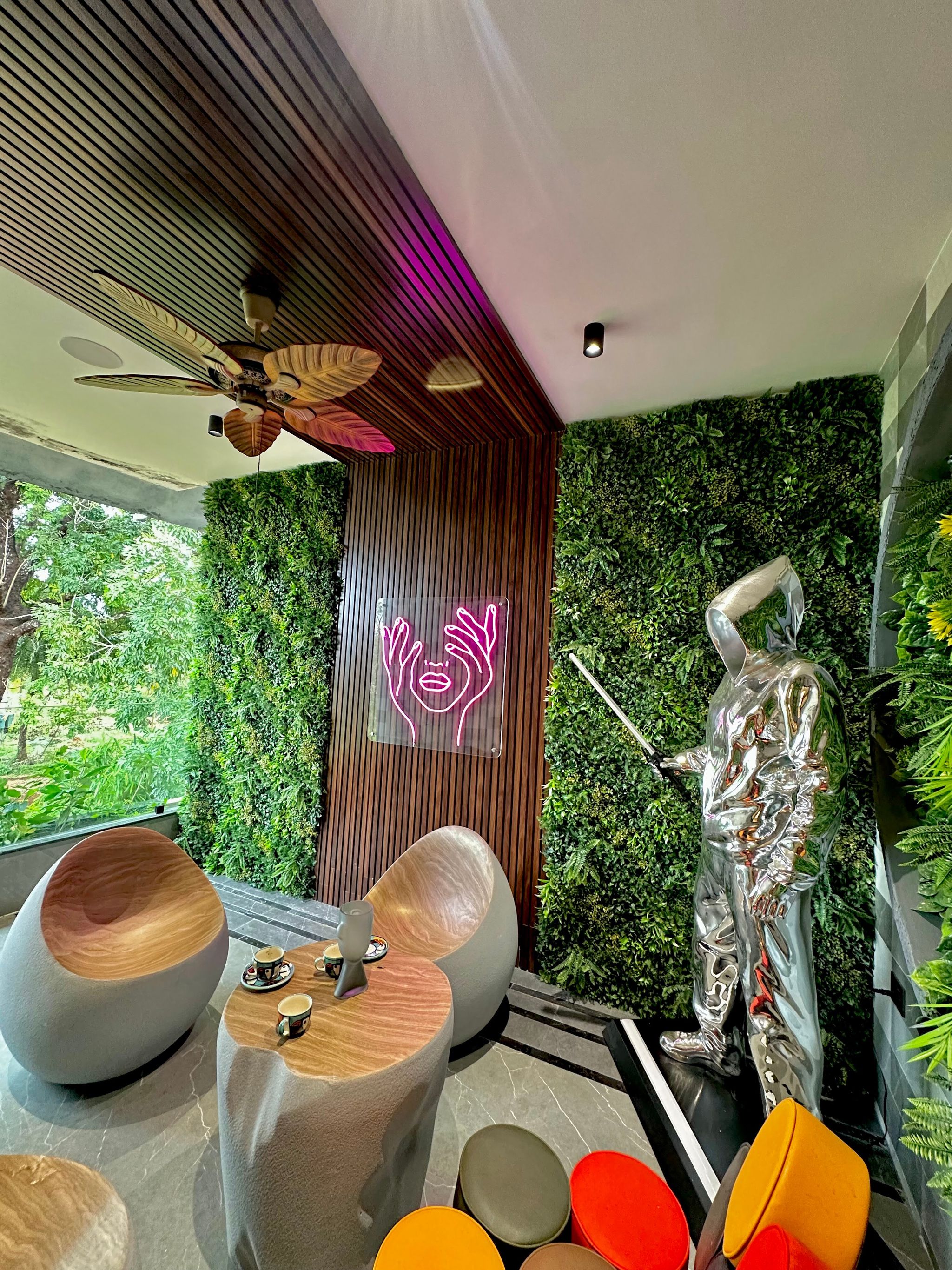 Fashion BnB - Luxury in the lap of nature