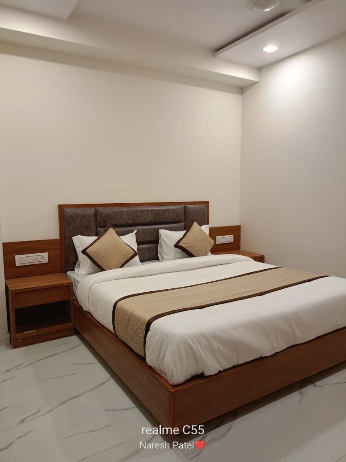 Hotel Volga Inn Deluxe 3