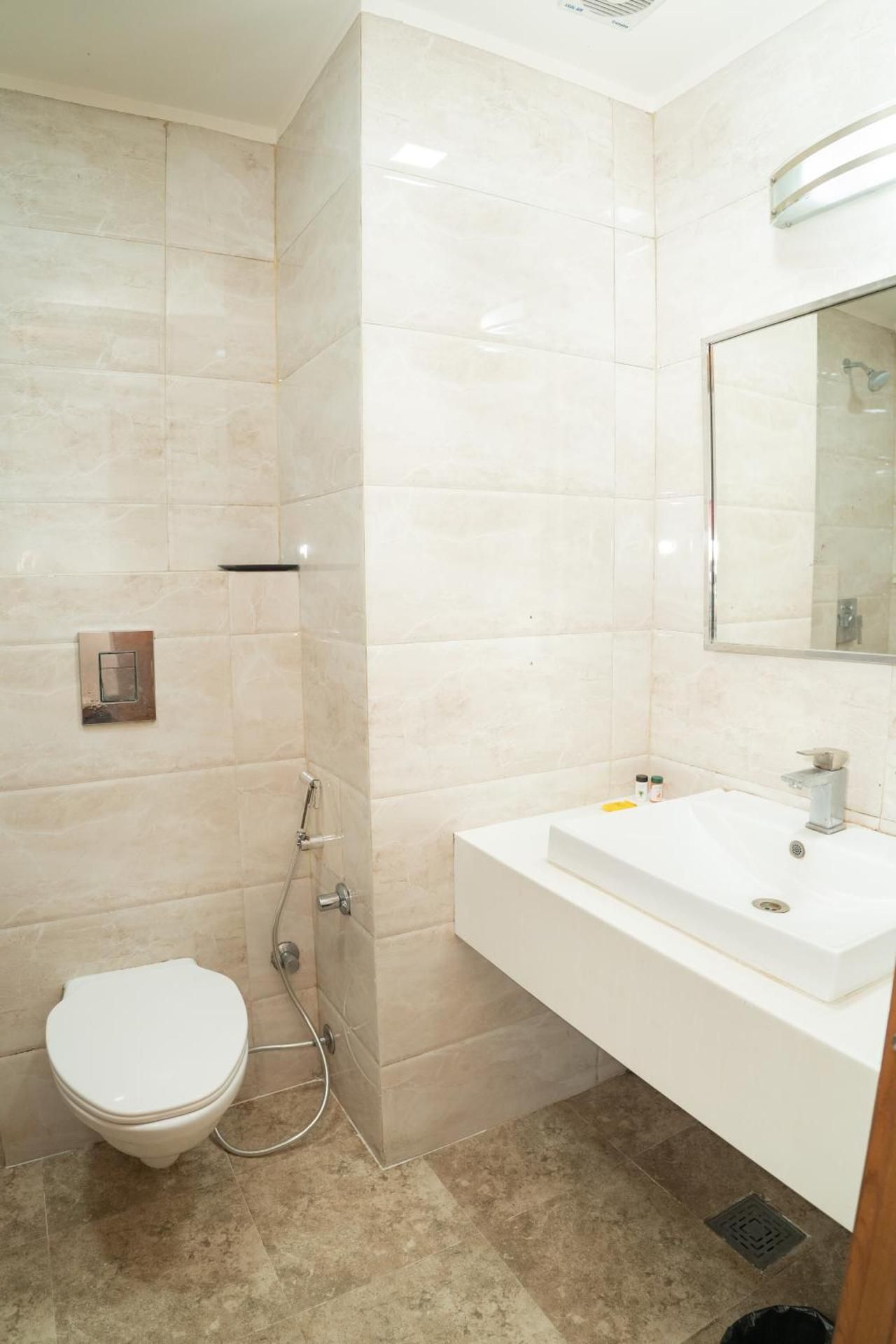 Hotel Grand Hridey Deluxe 3