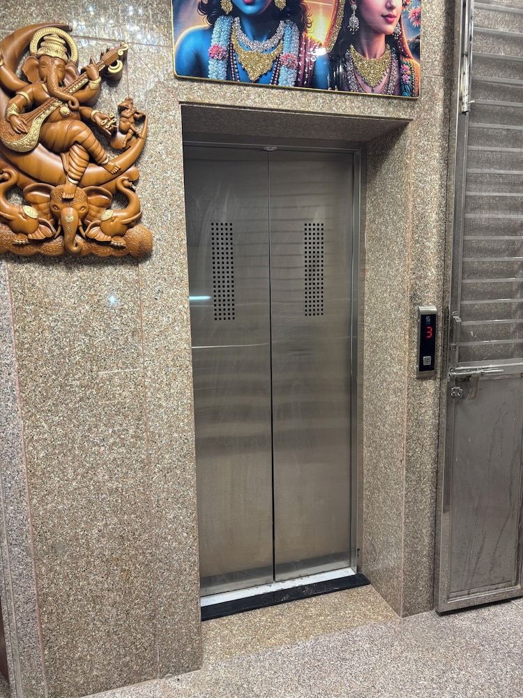 Elevator
