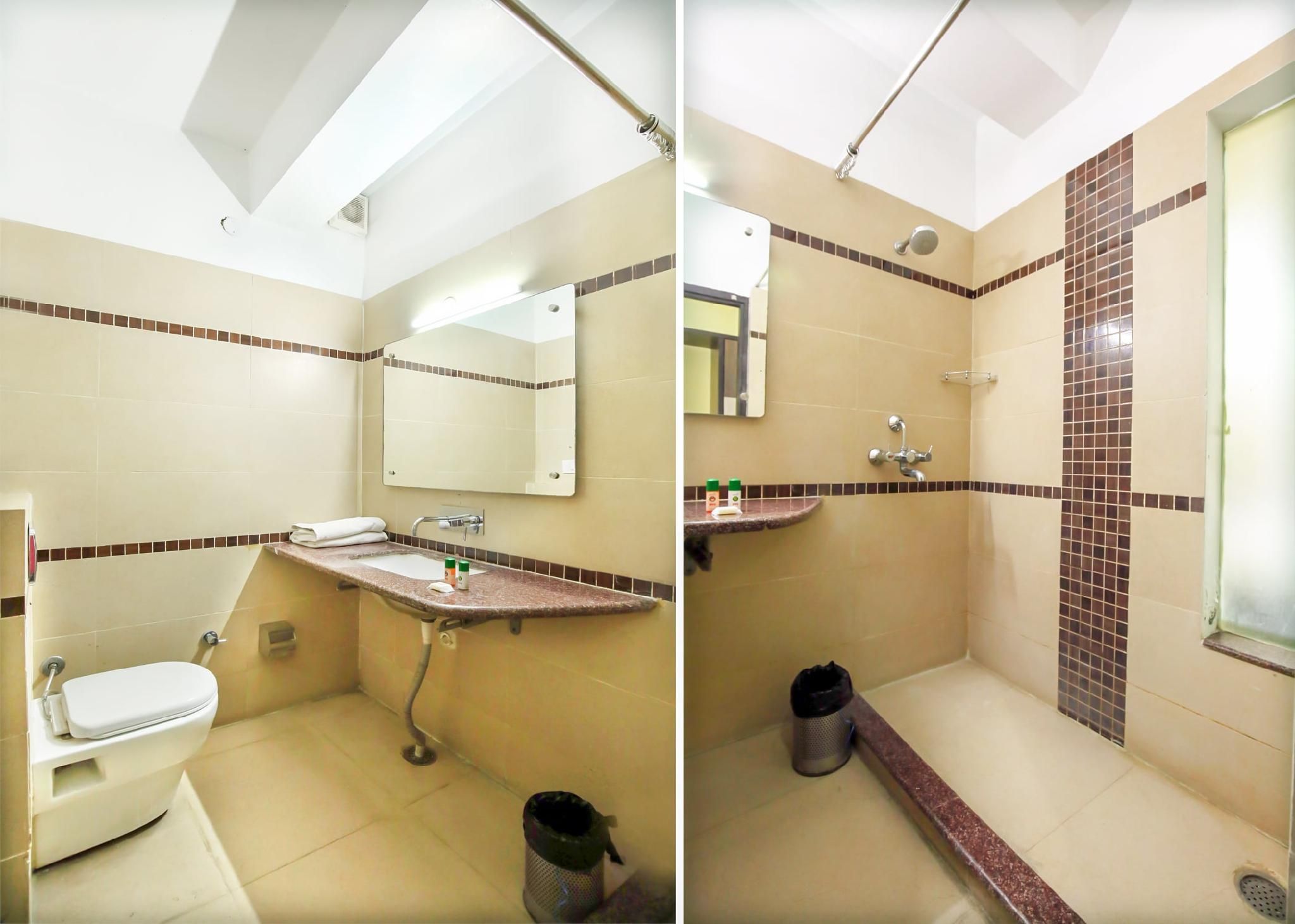 Hotel O by OYO MM Yellowuds Classic Triple Room 3