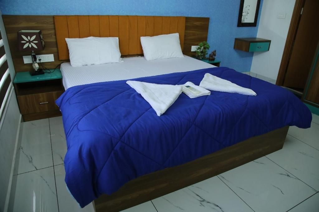 The Signature Apartment home  4