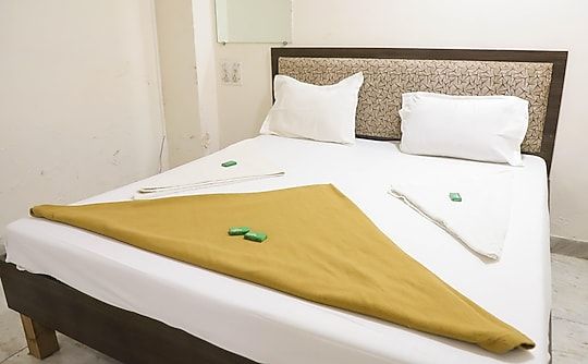 Hotel Achal Palace Lodging and Boarding Deluxe Room