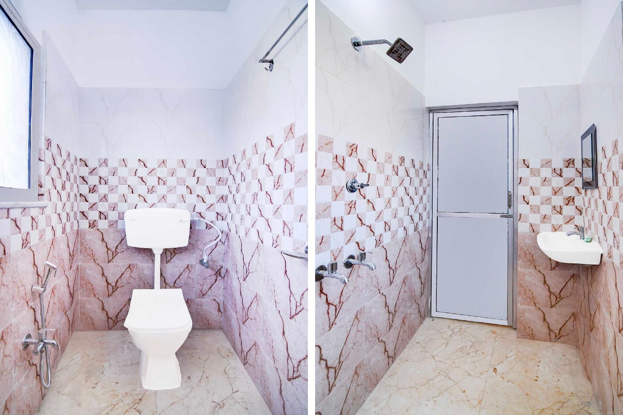 Hotel O Kolkata Padmapukur Lake Classic Triple Room 3