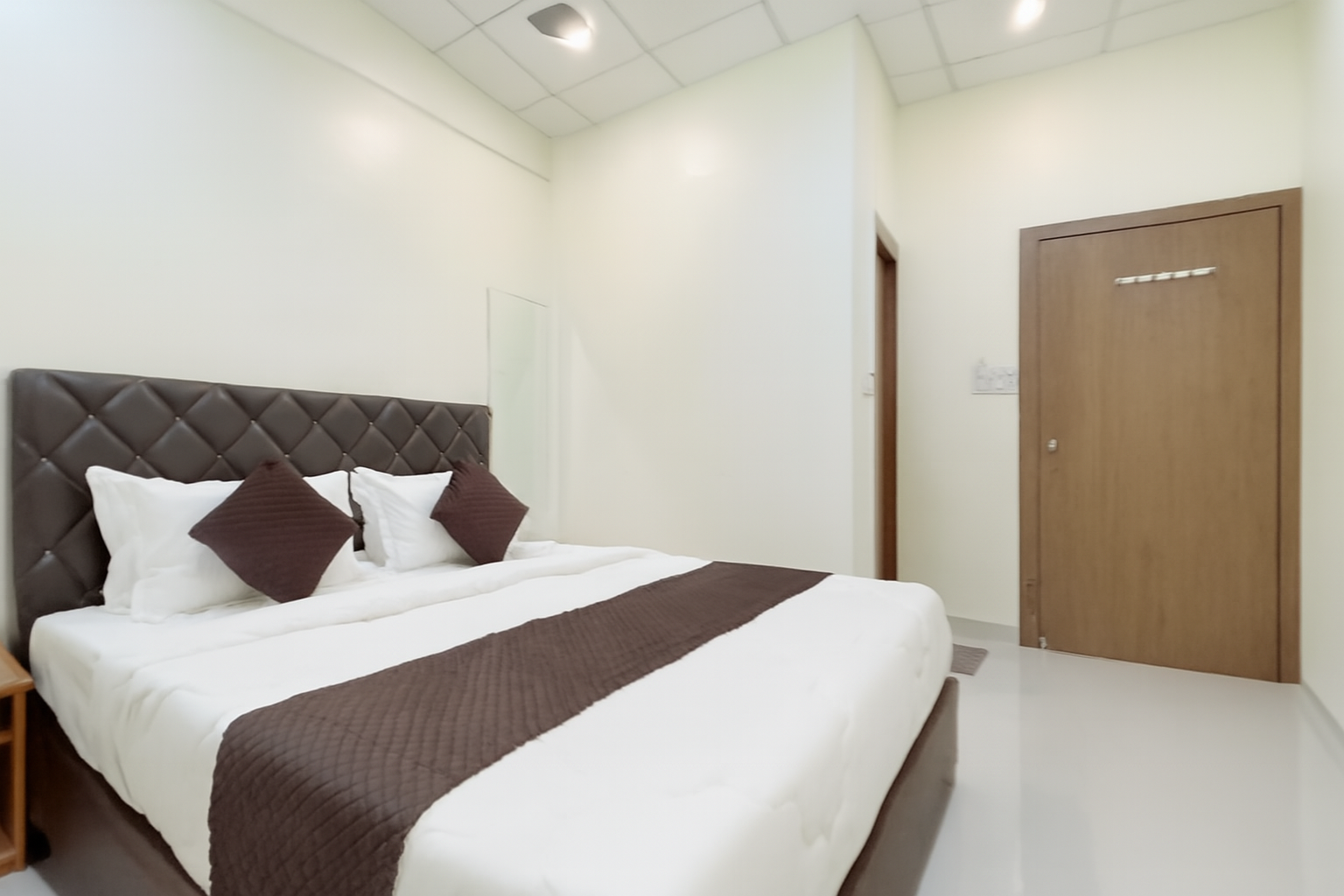 Hotel Wagheshwari Super Deluxe