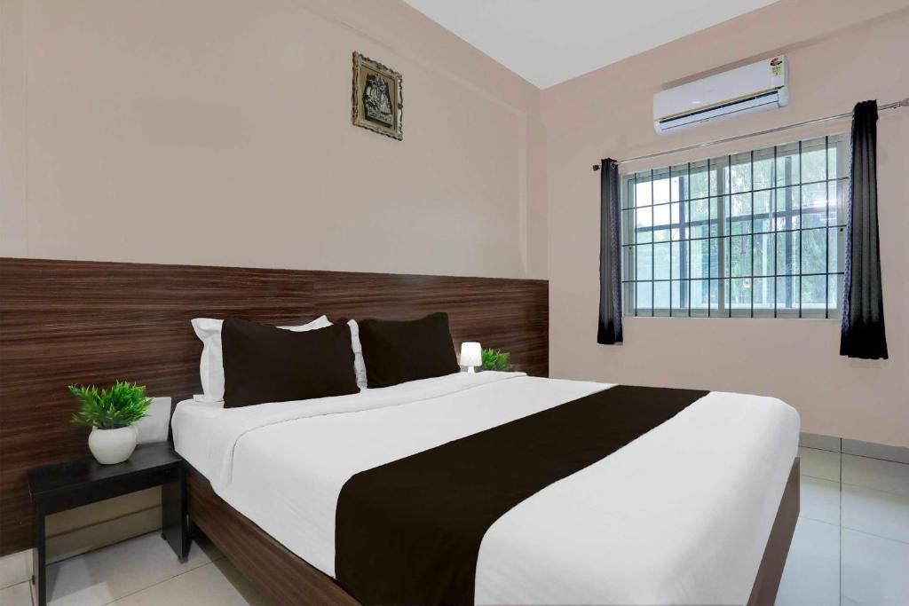 Super Hotel O Chikmagalur RTO Office Classic Triple Room 3