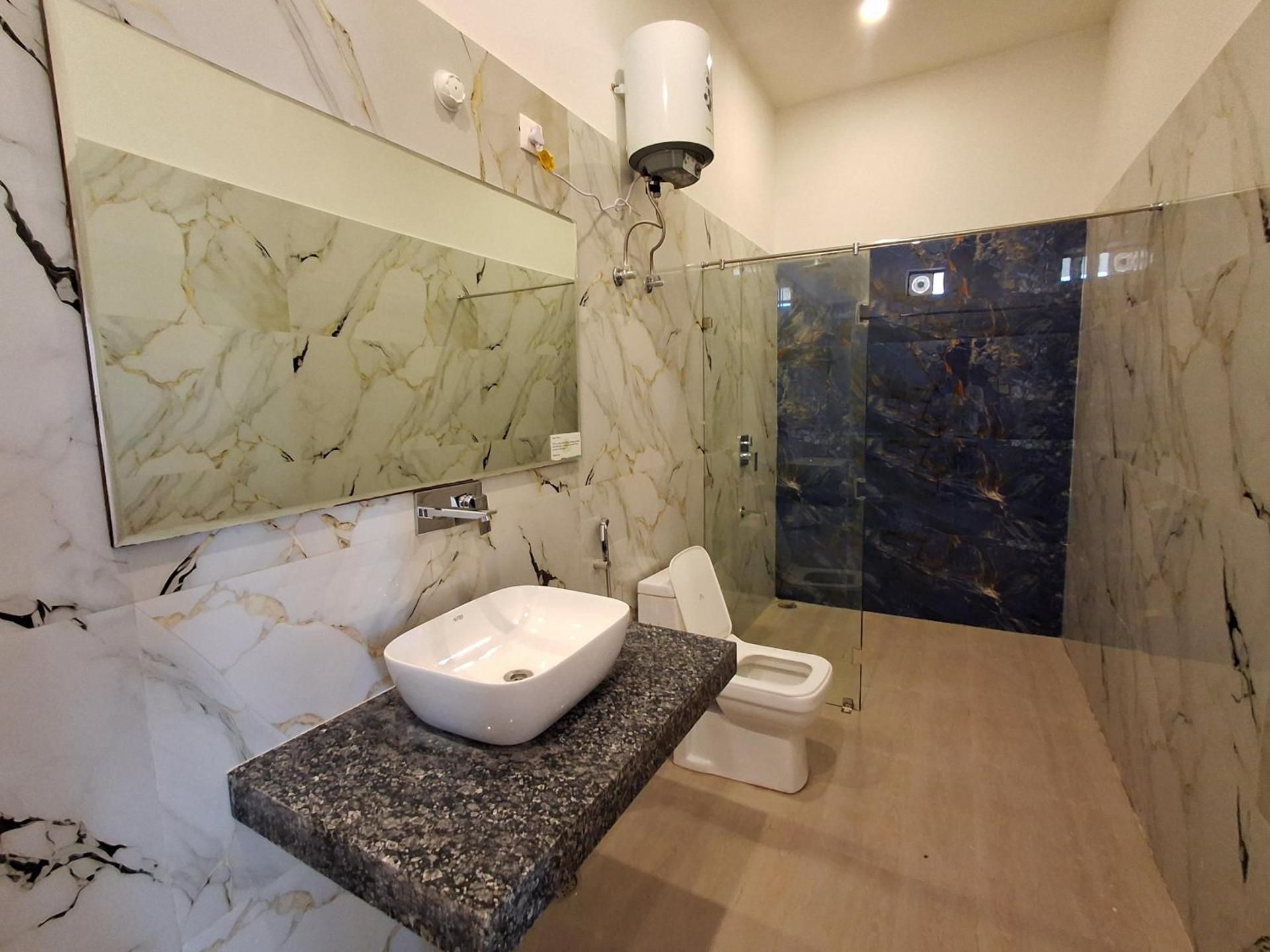 Orchard Hills Resorts Deluxe Room 3