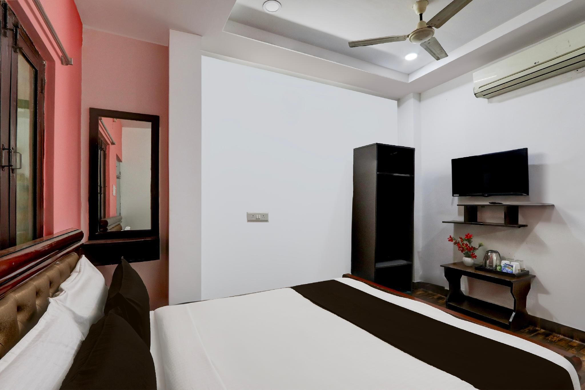 Hotel O Heavens Inn Classic Double or Twin 3