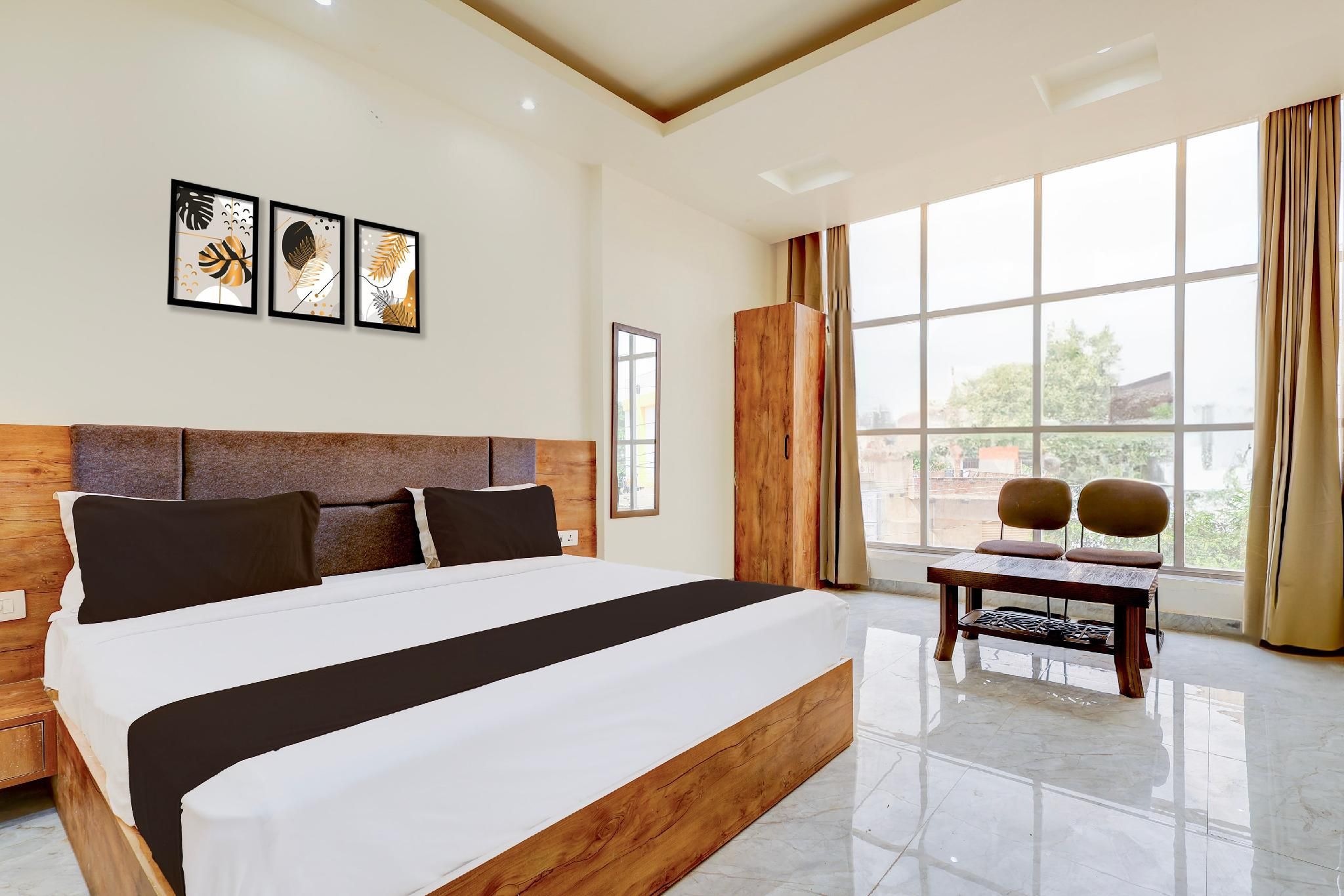 Hotel O DREAM INN Classic Double or Twin 2