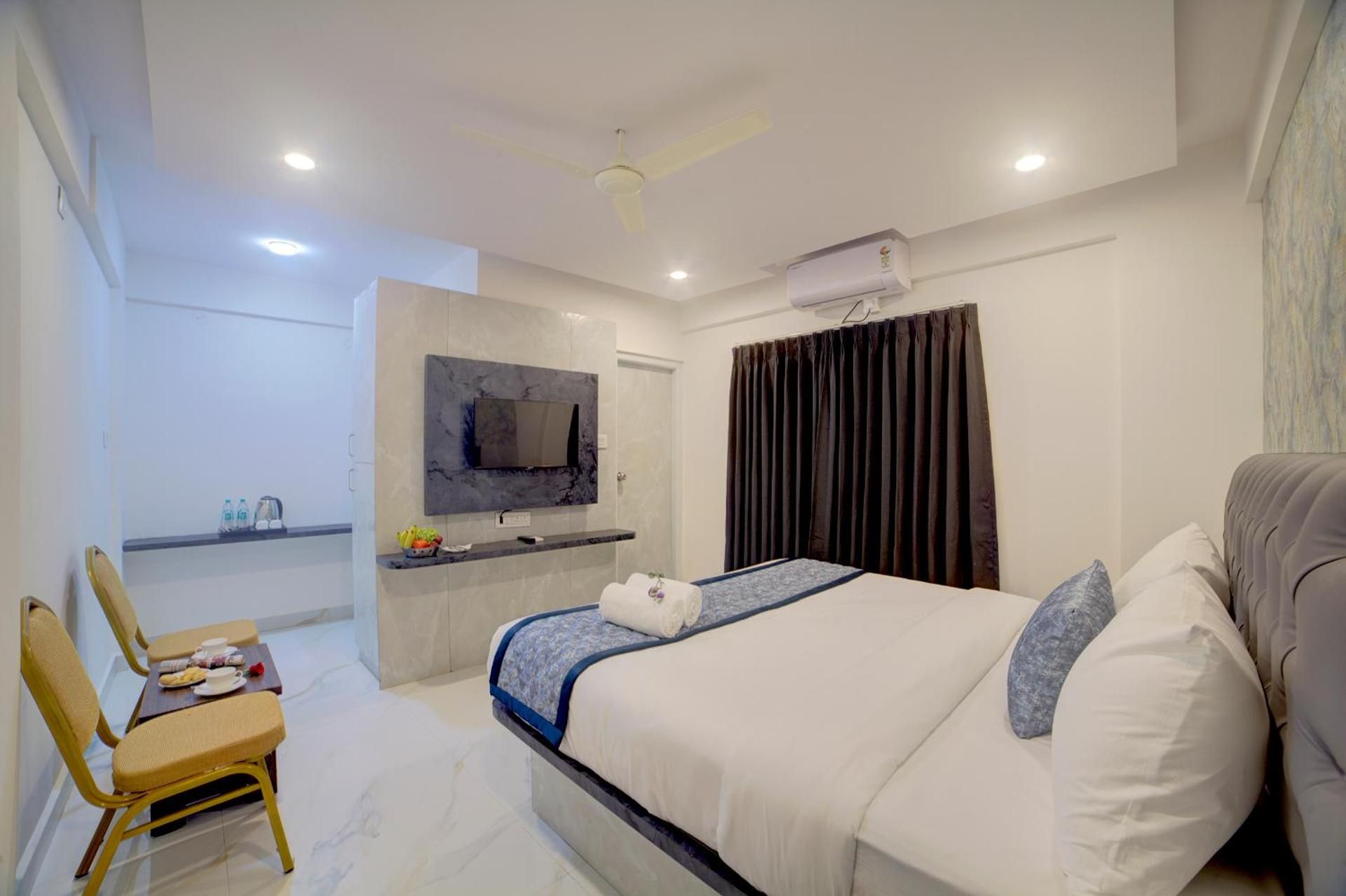 Hotel AeroStay Bangalore Airport Superior 2