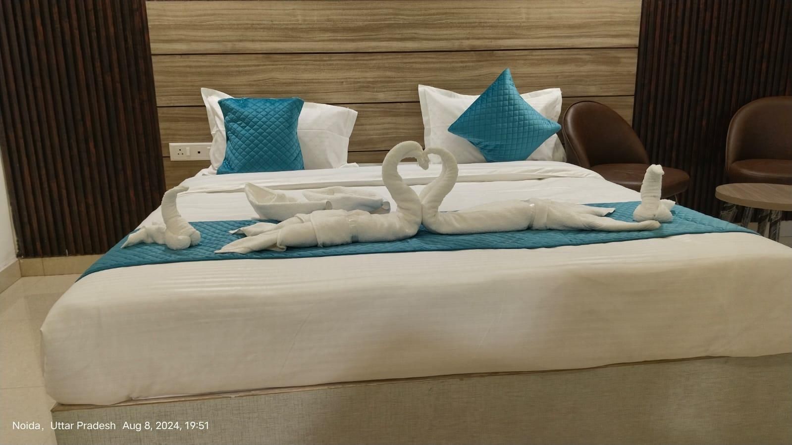 Superior - 1 King Bed