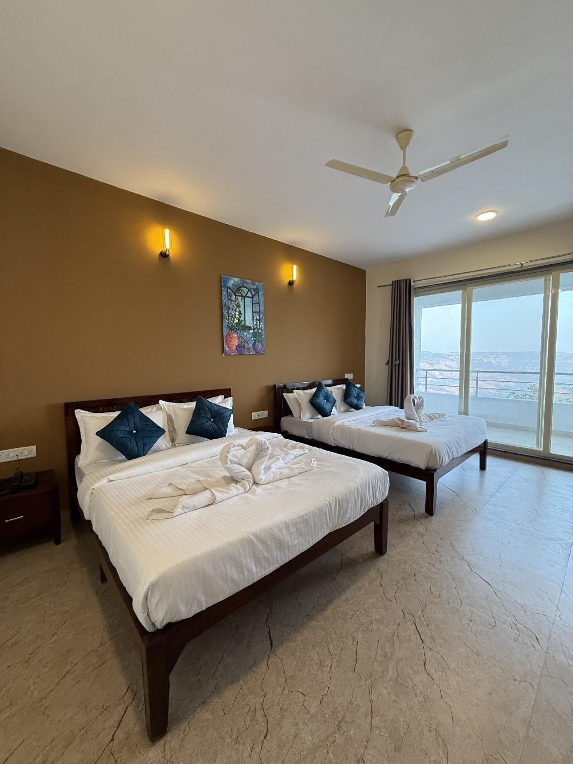 Wonder Mist Resort, Mahabaleshwar Family Room 4