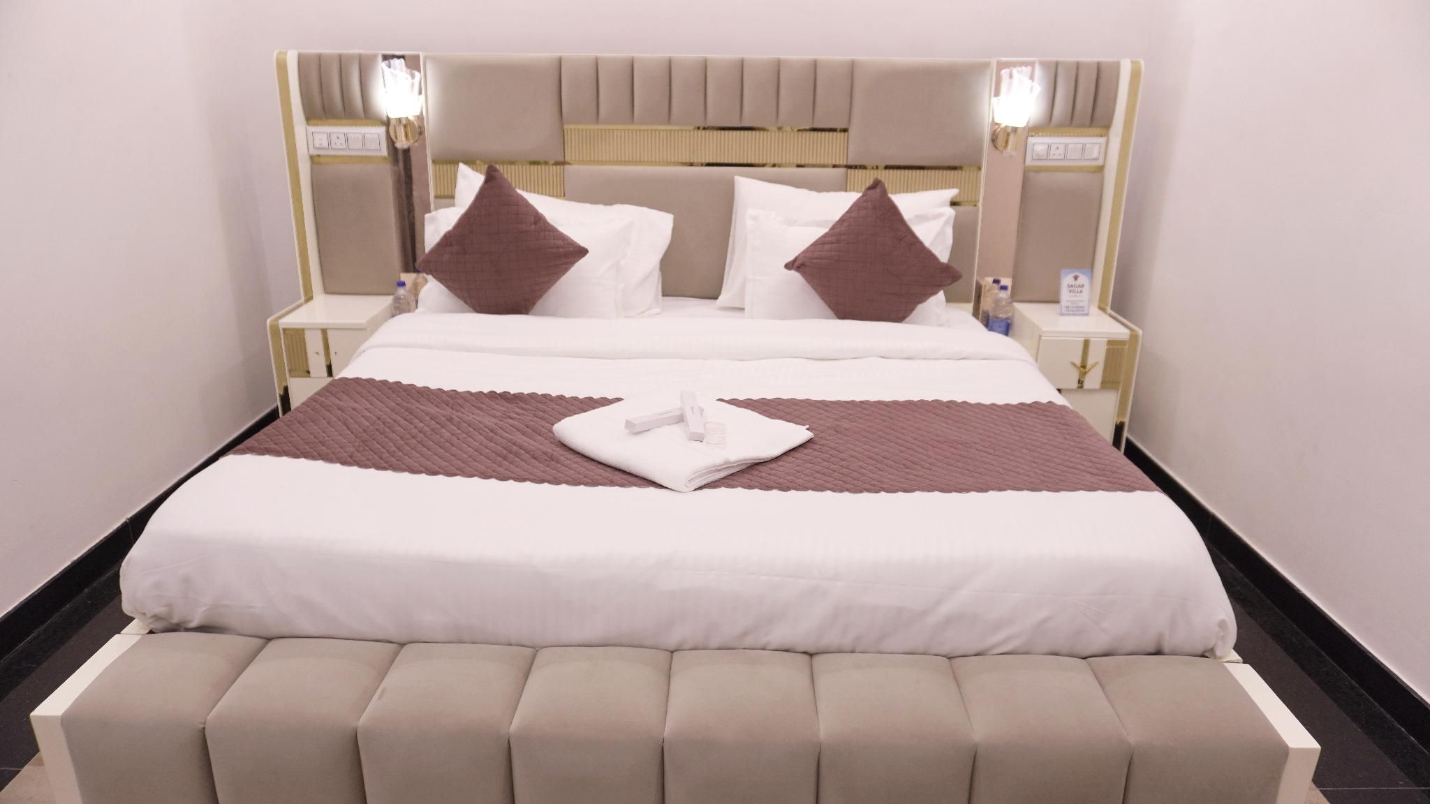 Sagar Villa Udaipur 2 Bedroom Villa Family