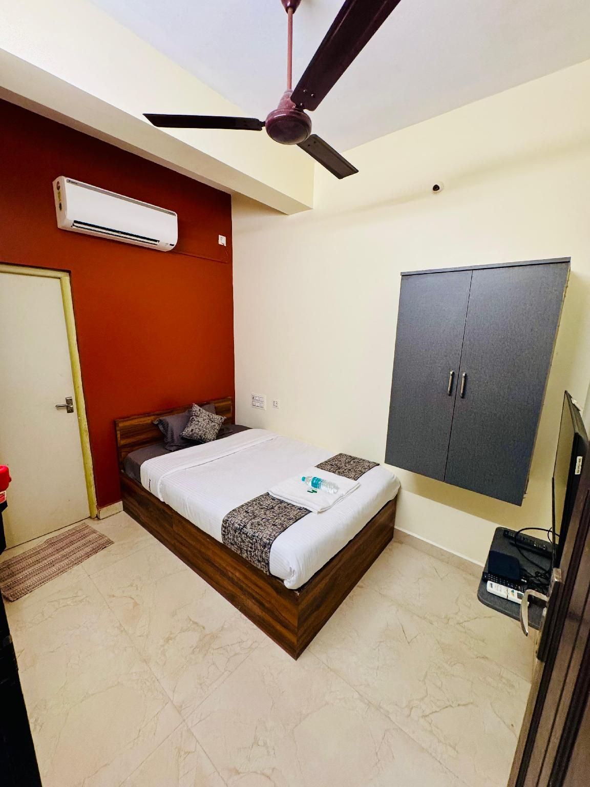 Olive By David Residency-Just 4 Kms from Temple Single Deluxe 3