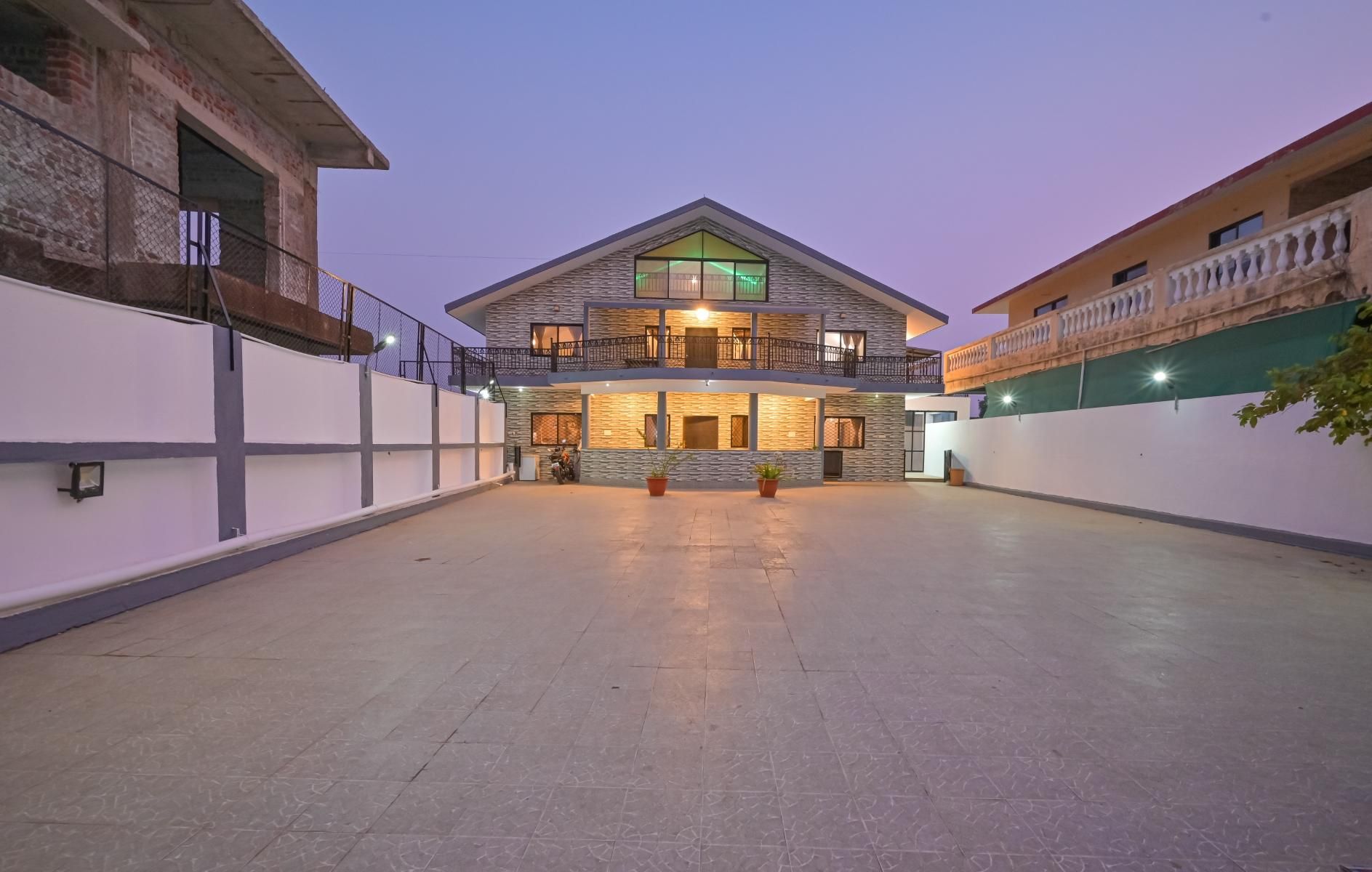 Villa 108 In Lonavala