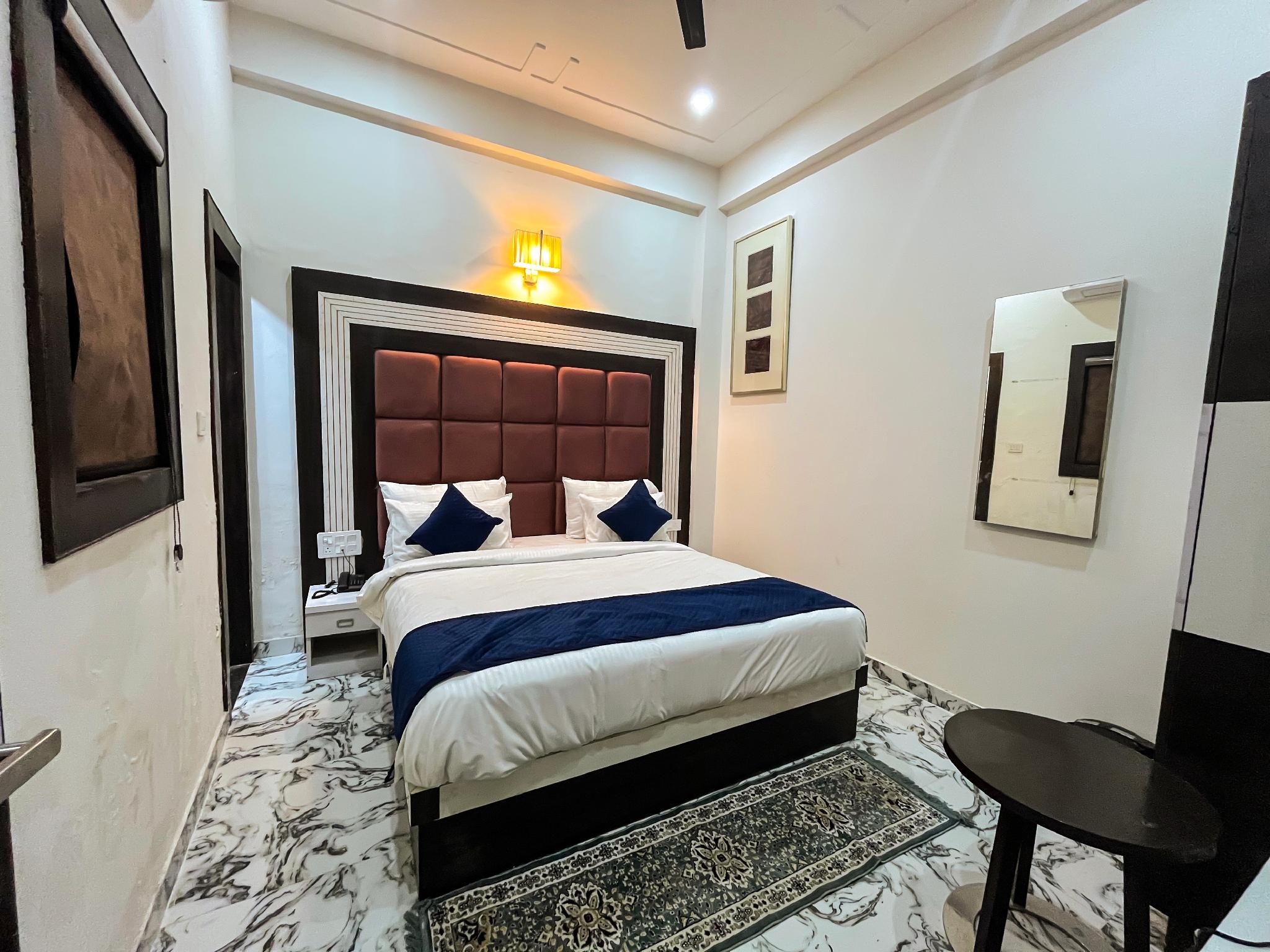 HOTEL AMAR SINGH PALACE Deluxe