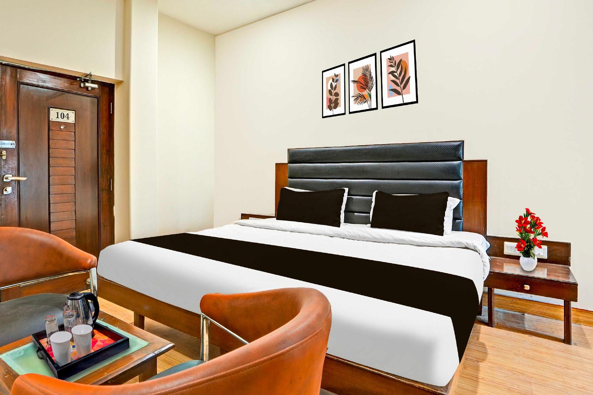 Hotel O Gurudwara Square Classic Triple Room 2