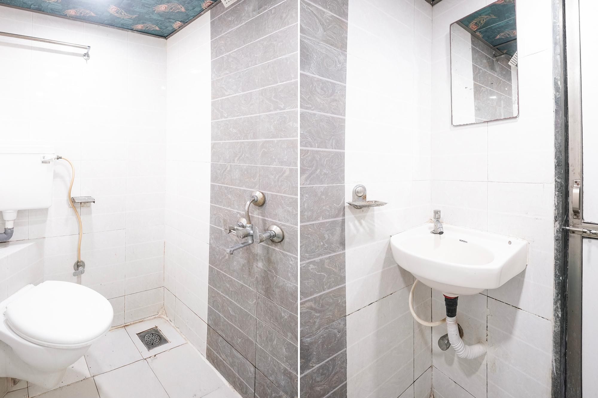 Via Saini Residency Deluxe Room 7