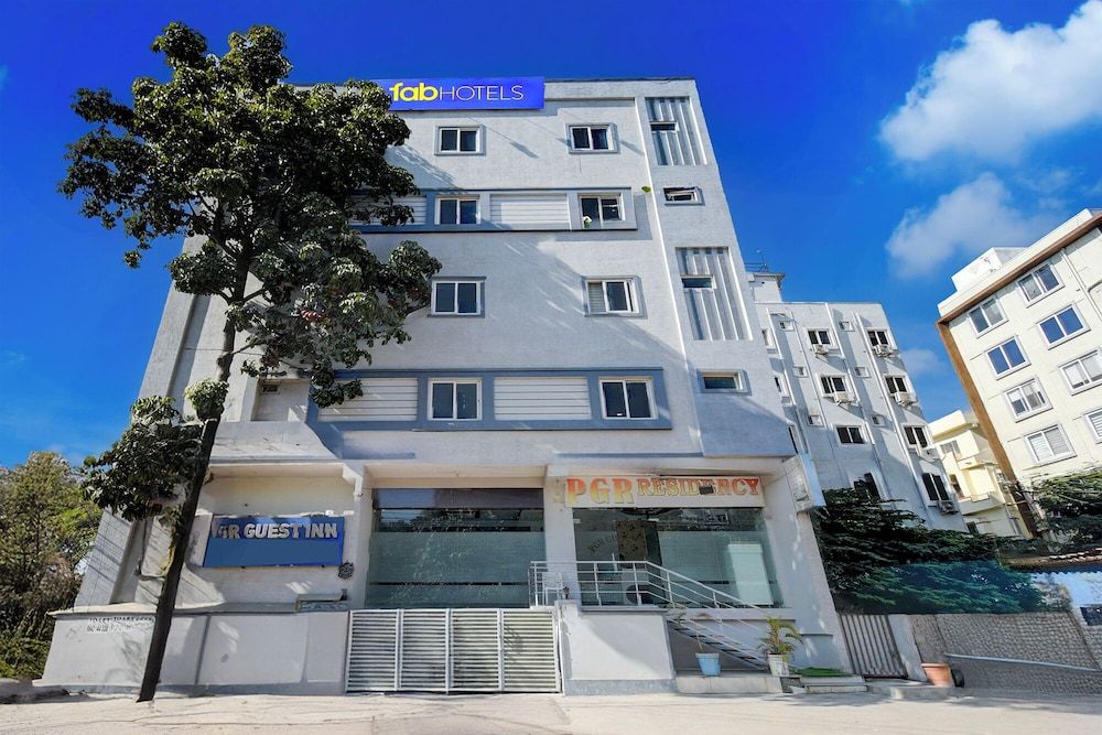 Fabhotel Pgr Guest Inn